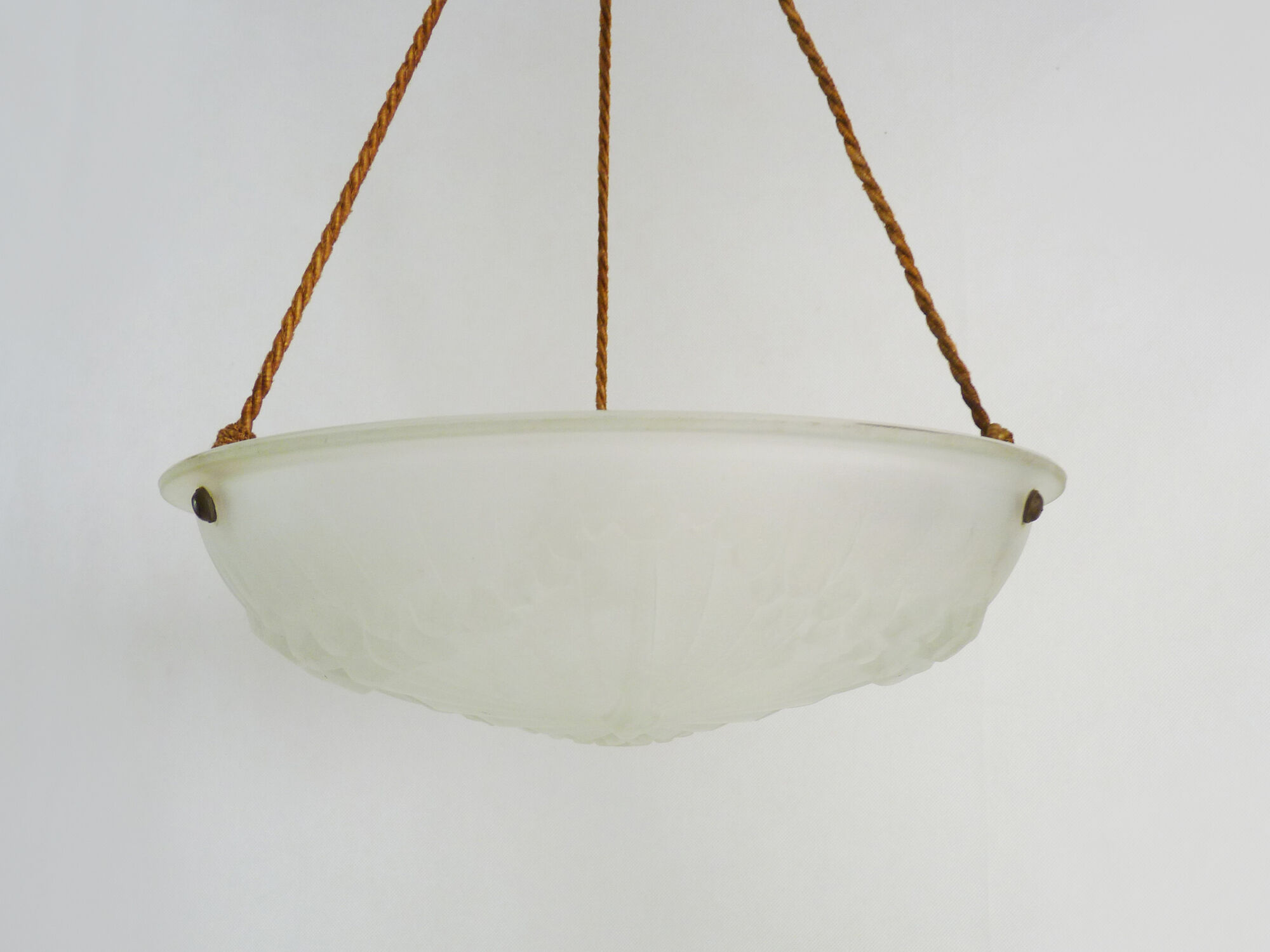 Old chandelier, suspension cavasque Art Deco 1 Fire, in glass paste. Year 30