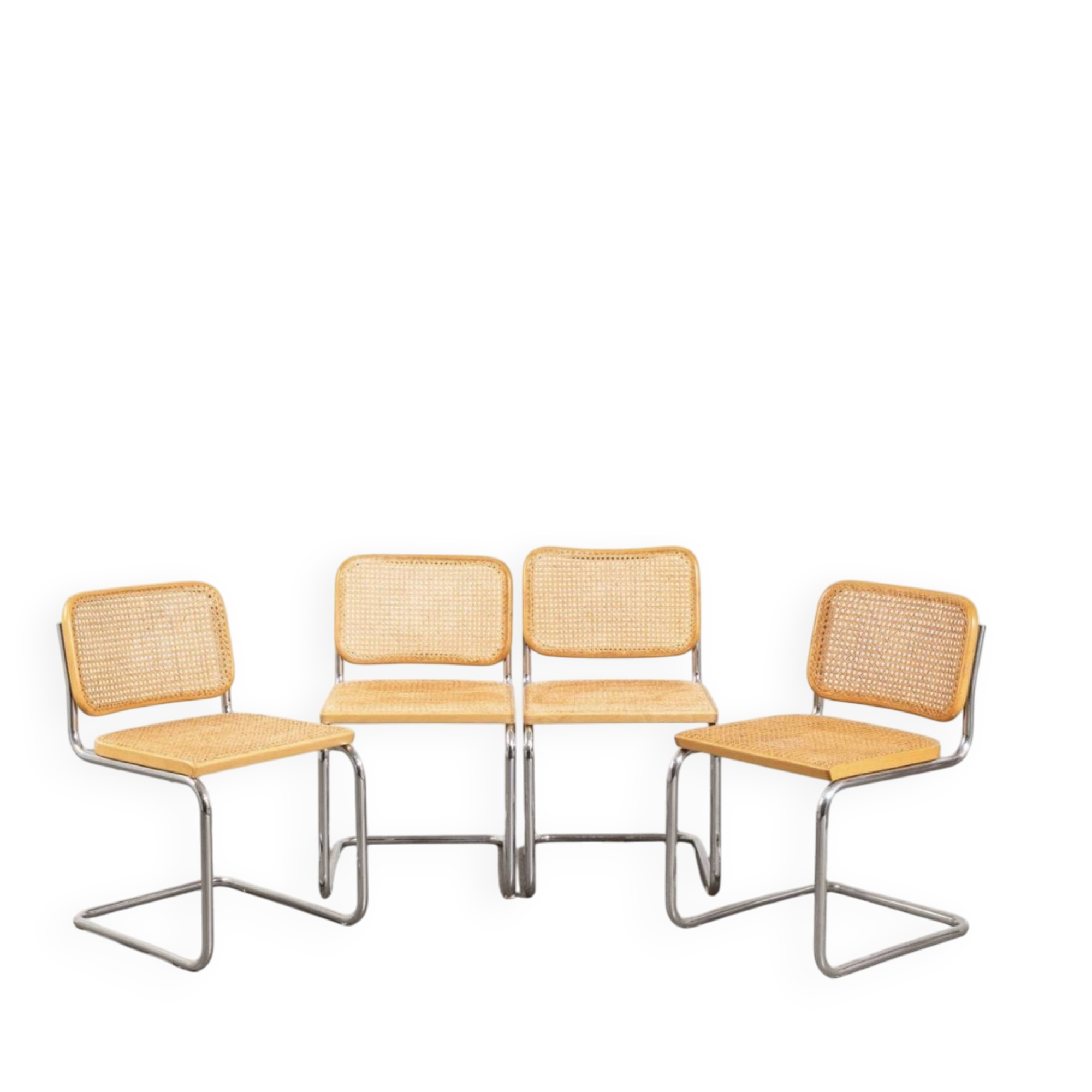 Lot de 4 chaises B32 de Marcel Breuer