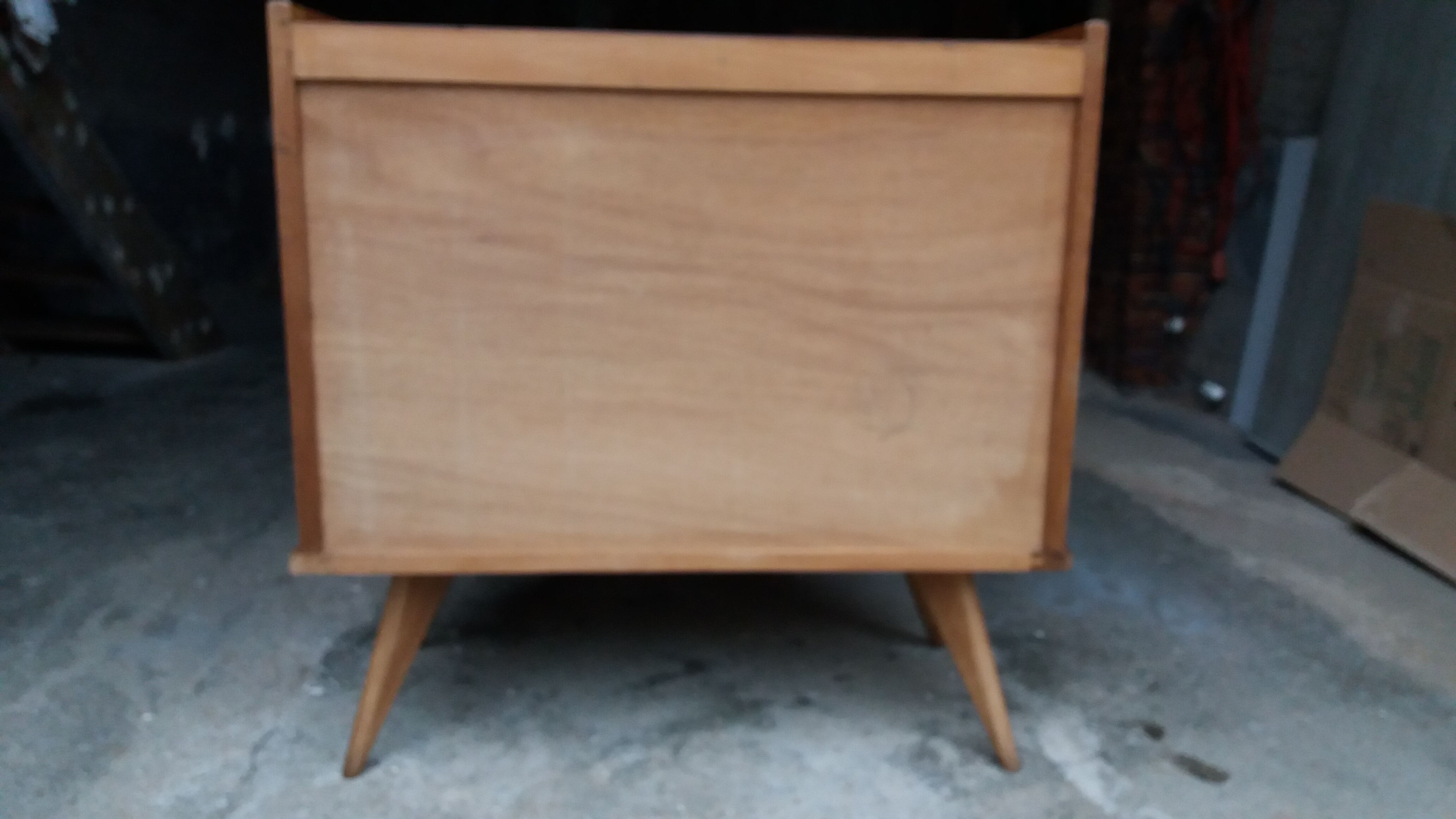 Chest of drawers feet compass 1950.