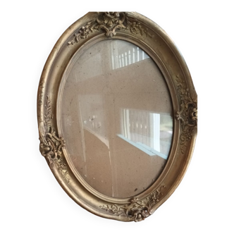 Golden oval frame XXth