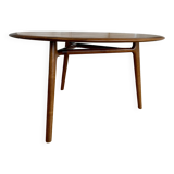 Solo round table by neri&hu