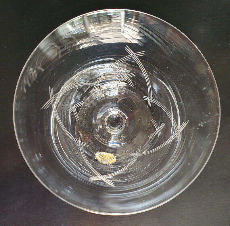 11 Large crystal glasses engraved Boch geometric pattern