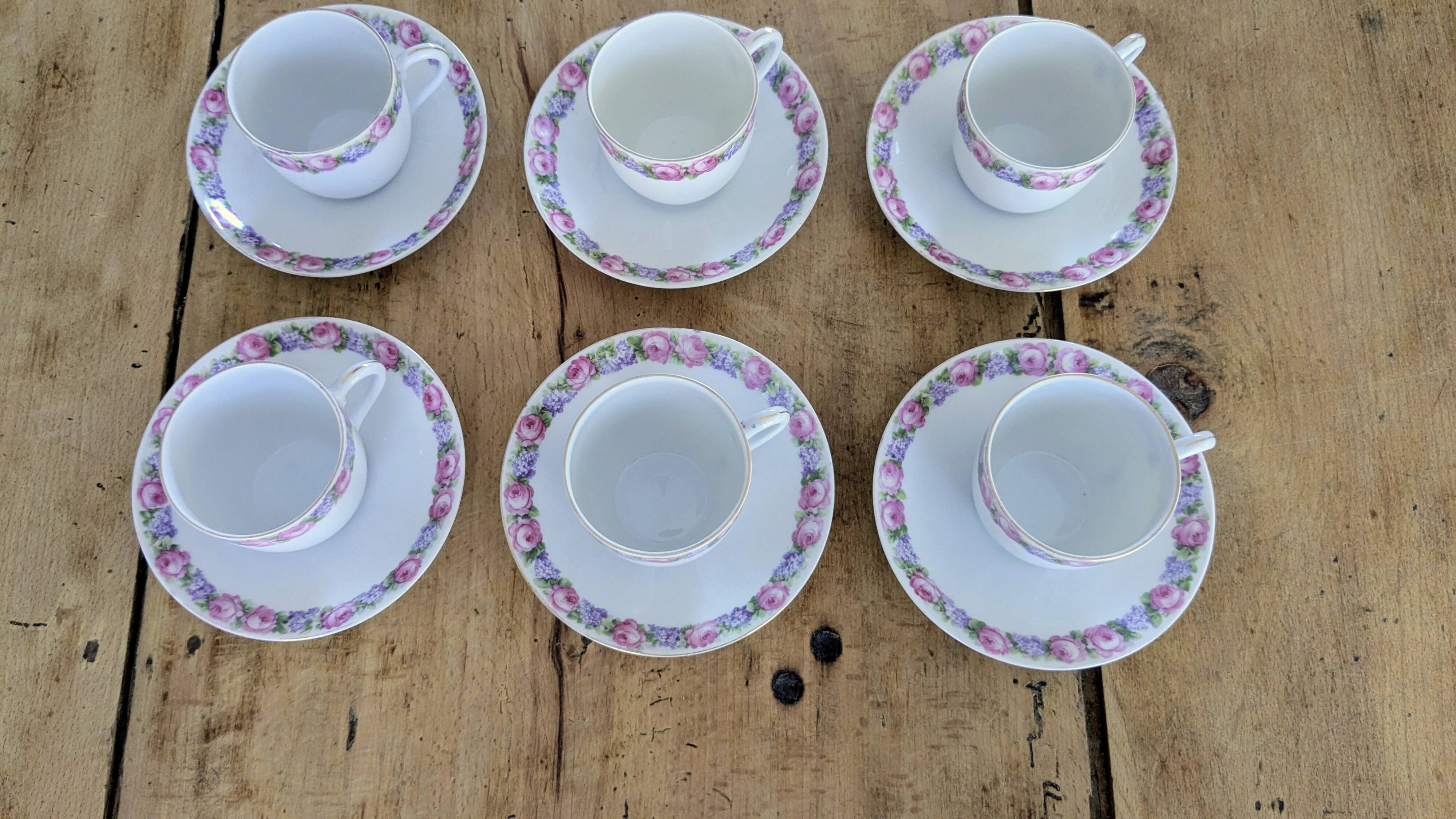 12-piece coffee service in porcelain Victoria from Czechoslovakia