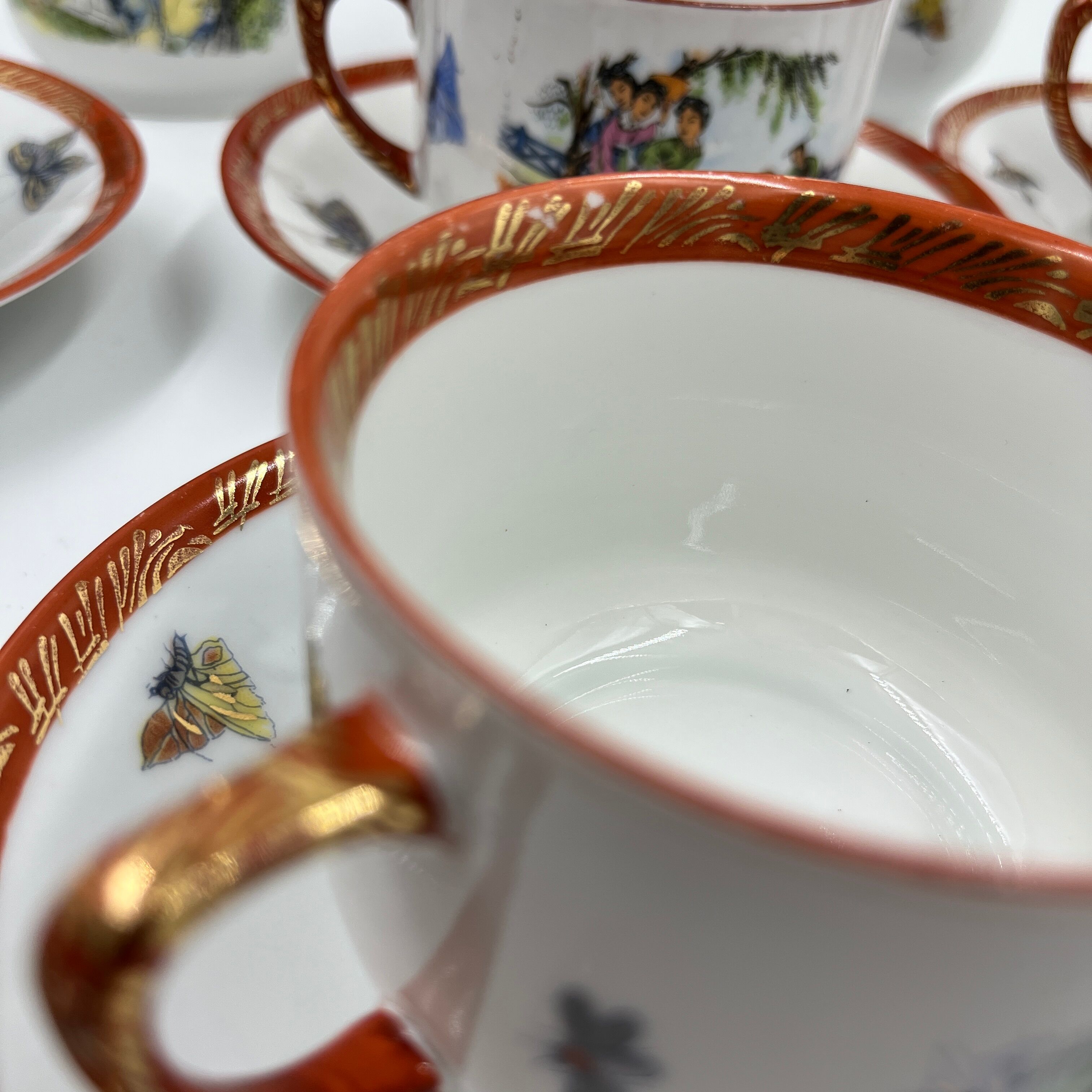 Japanese décor coffee service