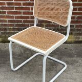 Suite de 4 chaises modèle Cesca b32 en blanc par Marcel Breuer 1987