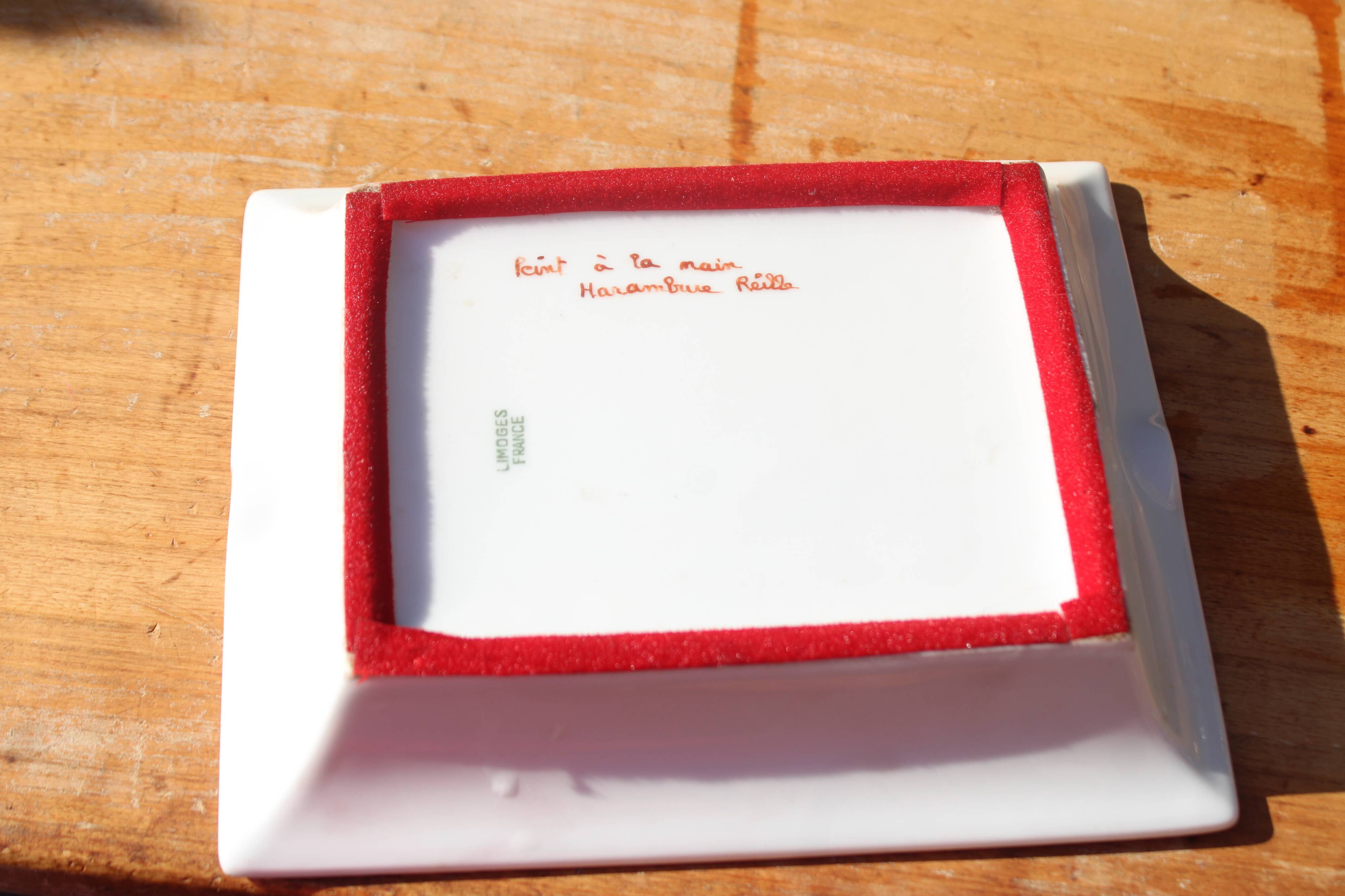 Cendrier / vide-poche Limoges peint à la main – Harambure Réillé