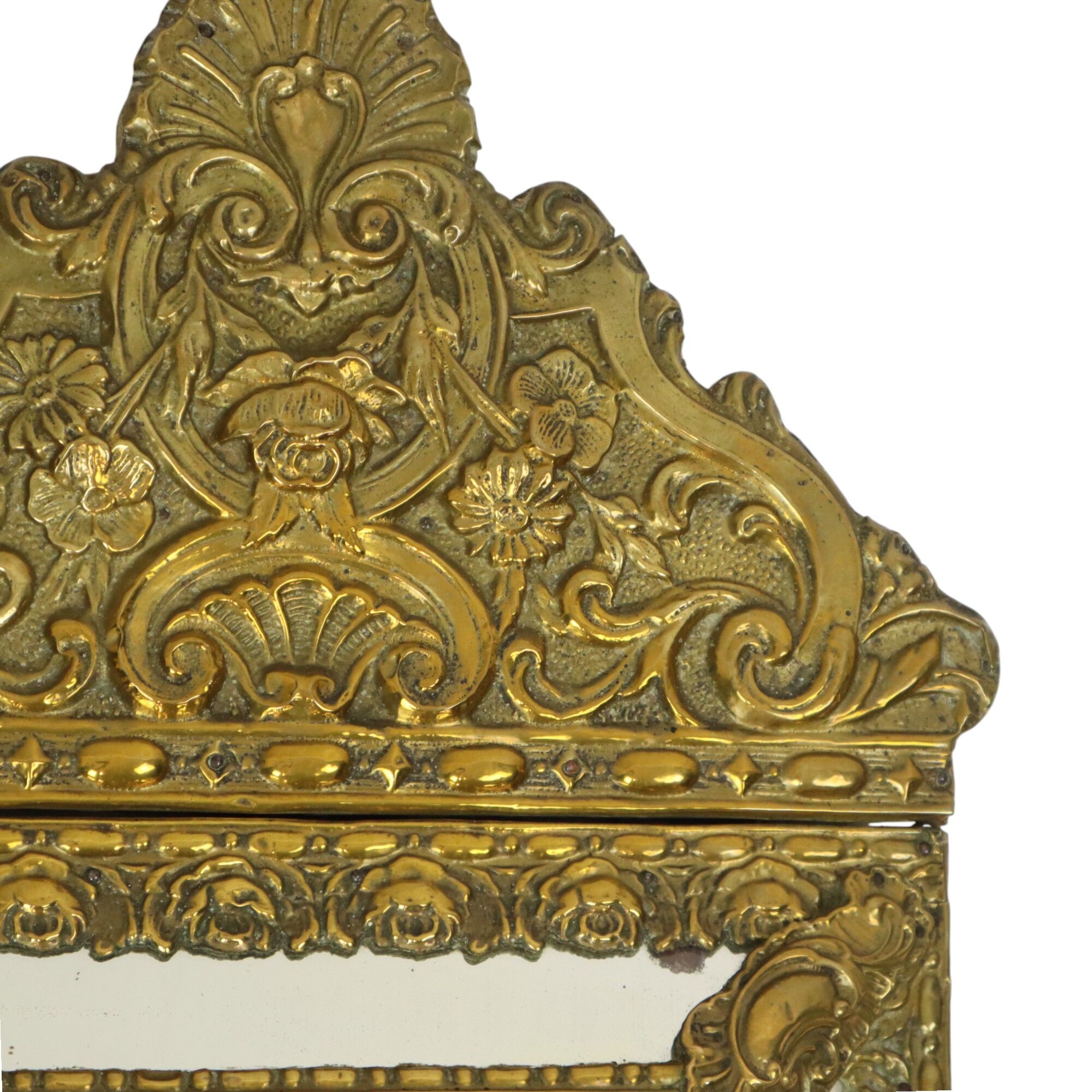 Ancien miroir à coussin repoussé facetté France