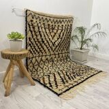 Handcrafted Moroccan Berber carpet 174 x 116 CM