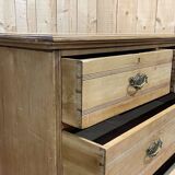 19th century English chest of drawers in fir and mahogany