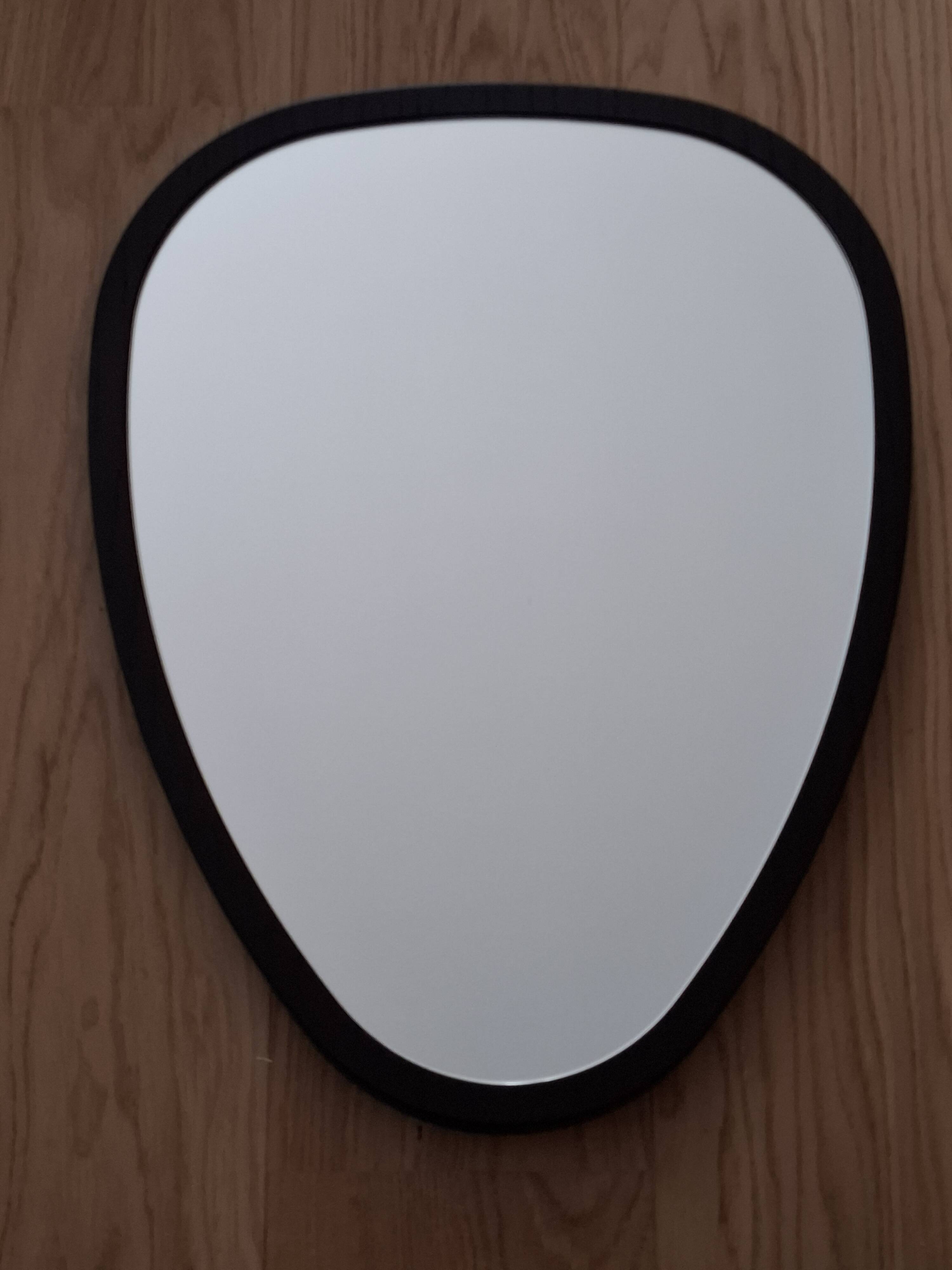 Ovo Black Mirror Sarah Lavoine