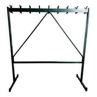Portemanteau d'école en métal vert