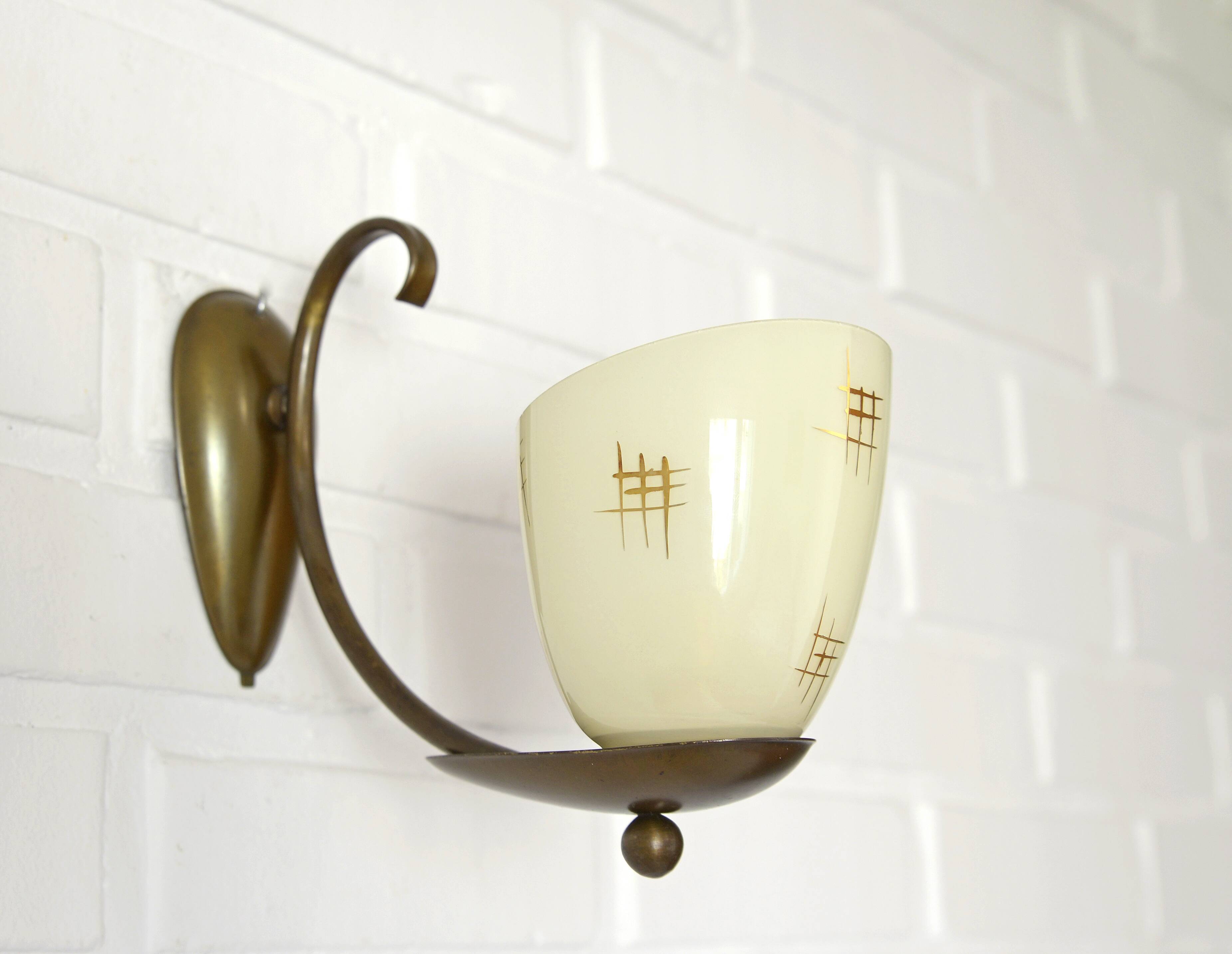 Applique murale Art Déco originale en laiton / luminaire vintage des années 1930 / époque Bauhaus