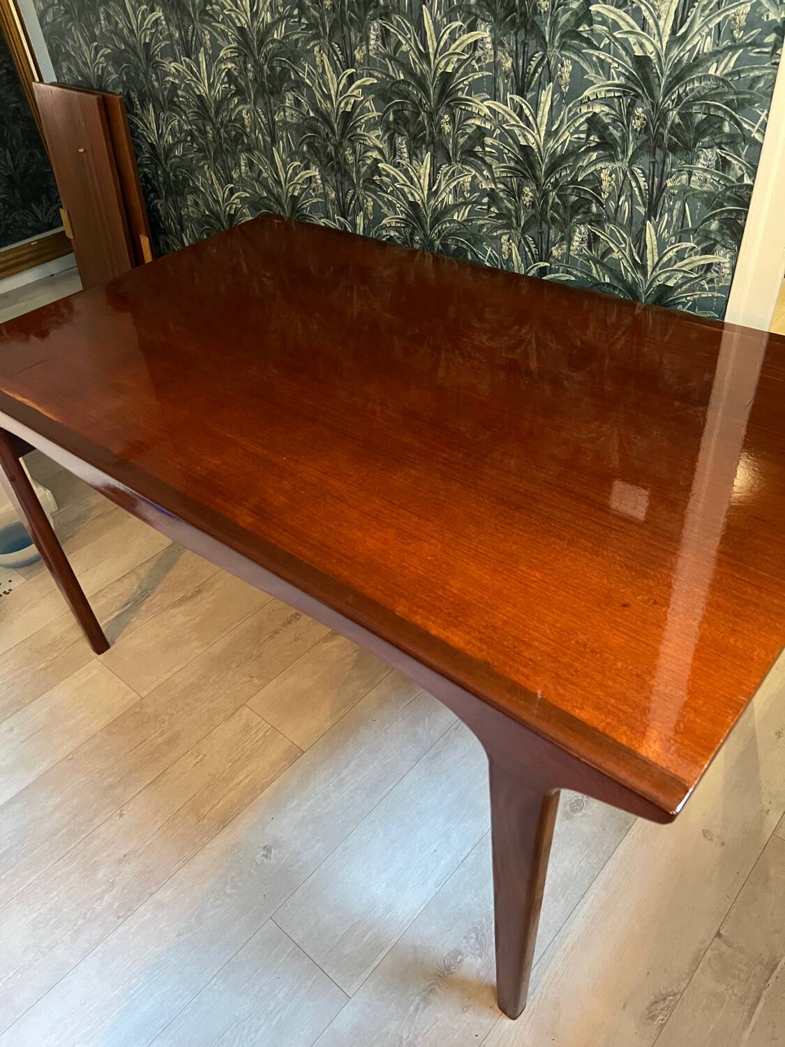 Table à manger scandinave année 60 en teck