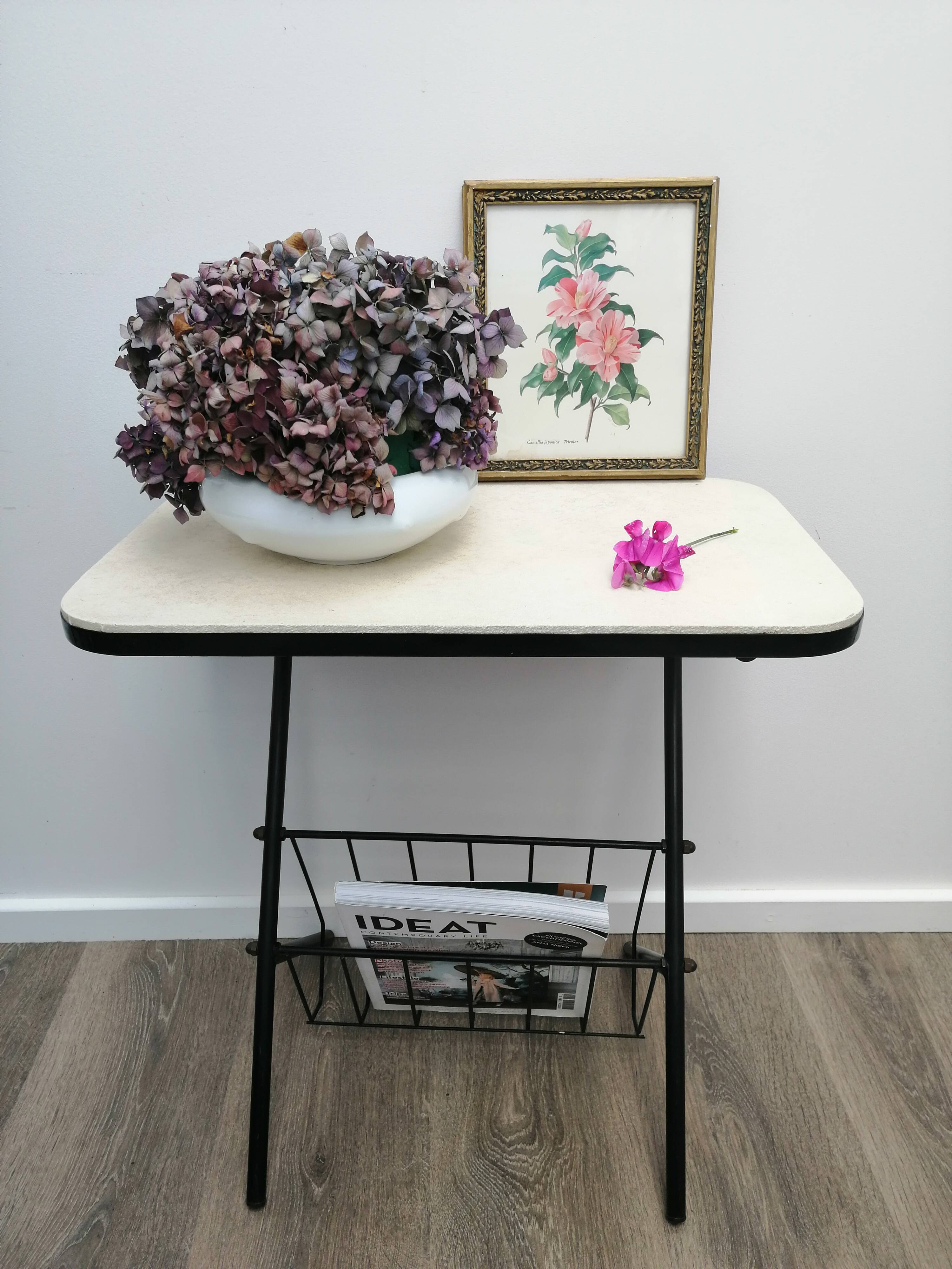 Side table of the 70s