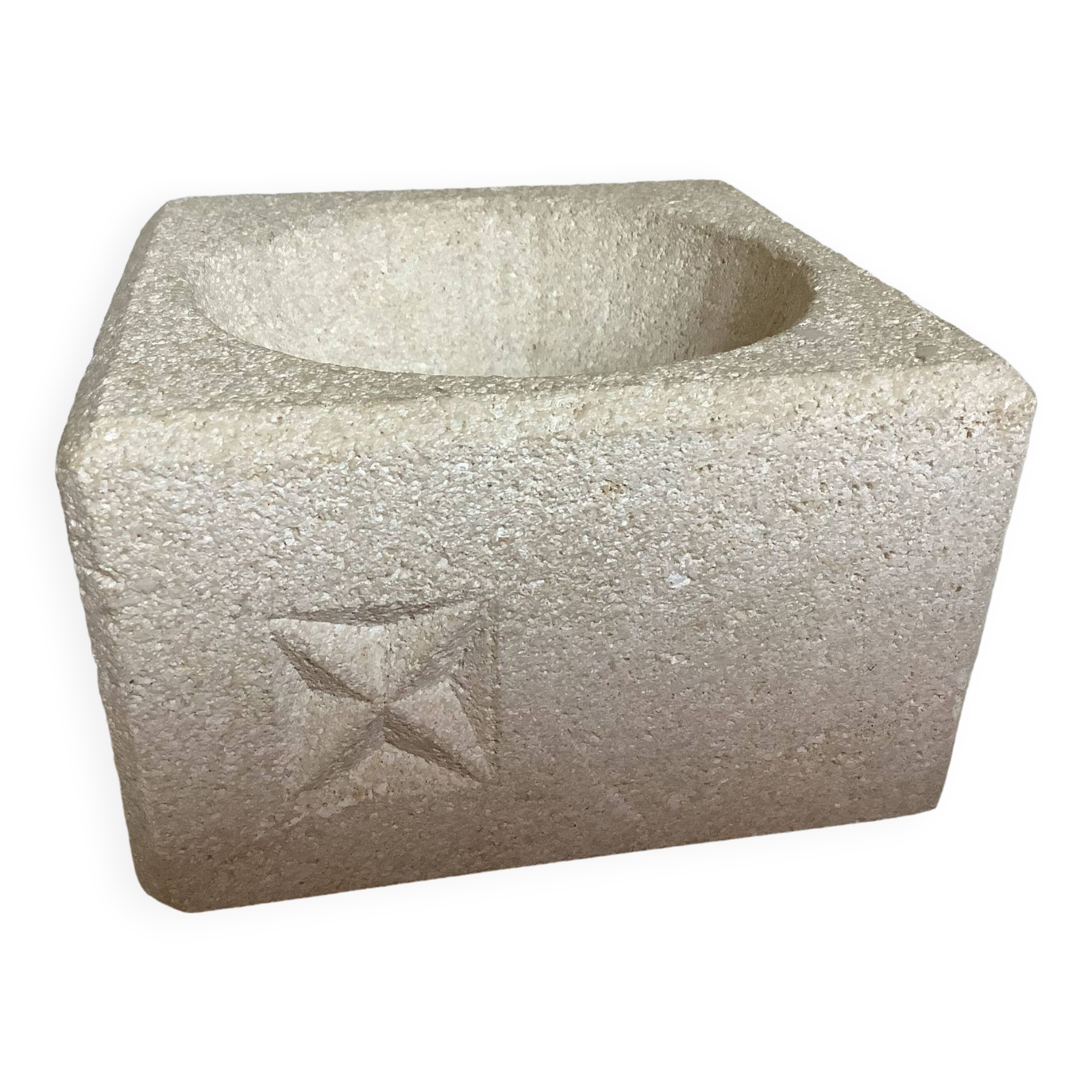 Stone catchall