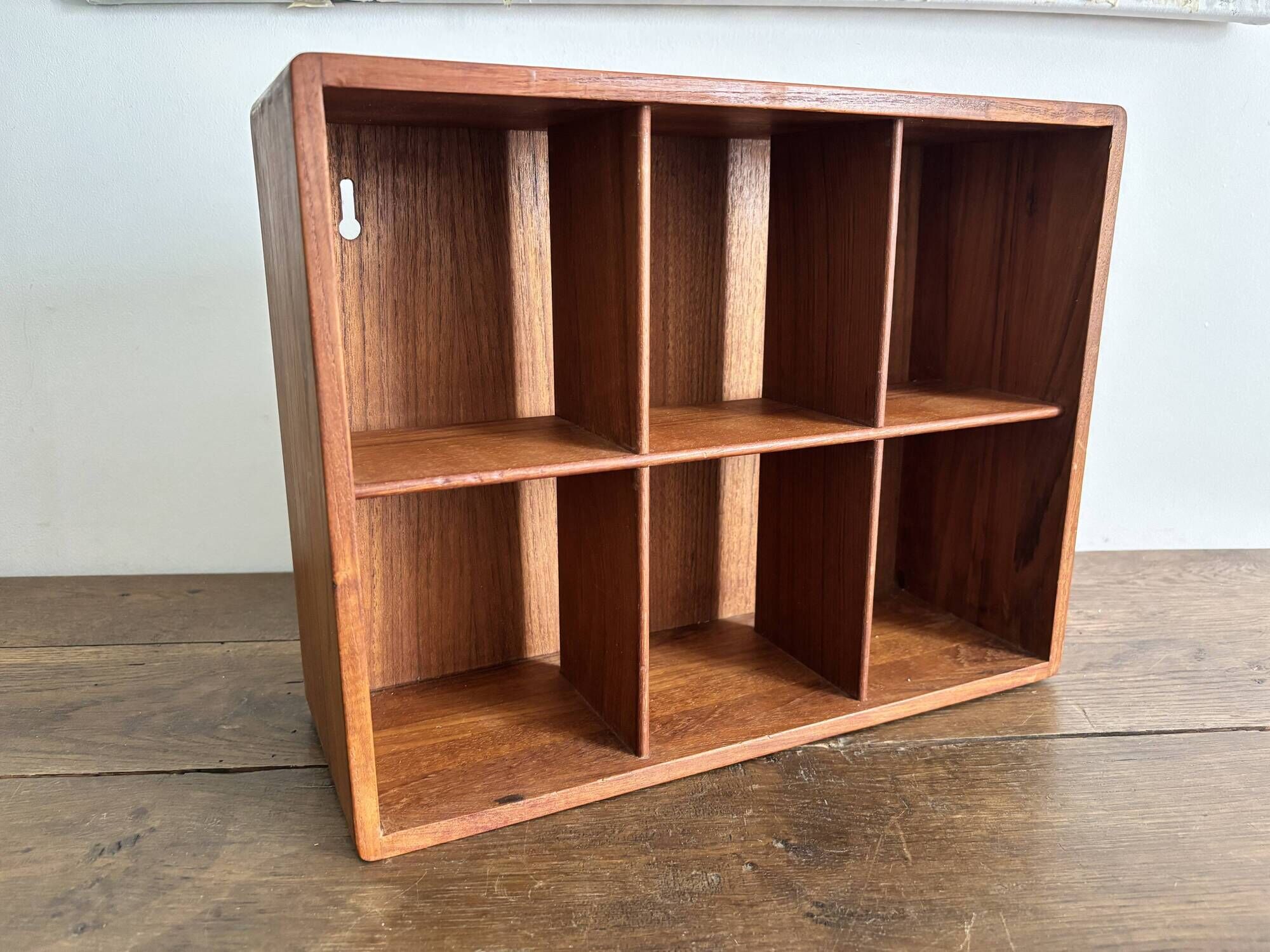 Vintage wall shelf in Scandinavian/Danish teak – 6 compartments – 1960s