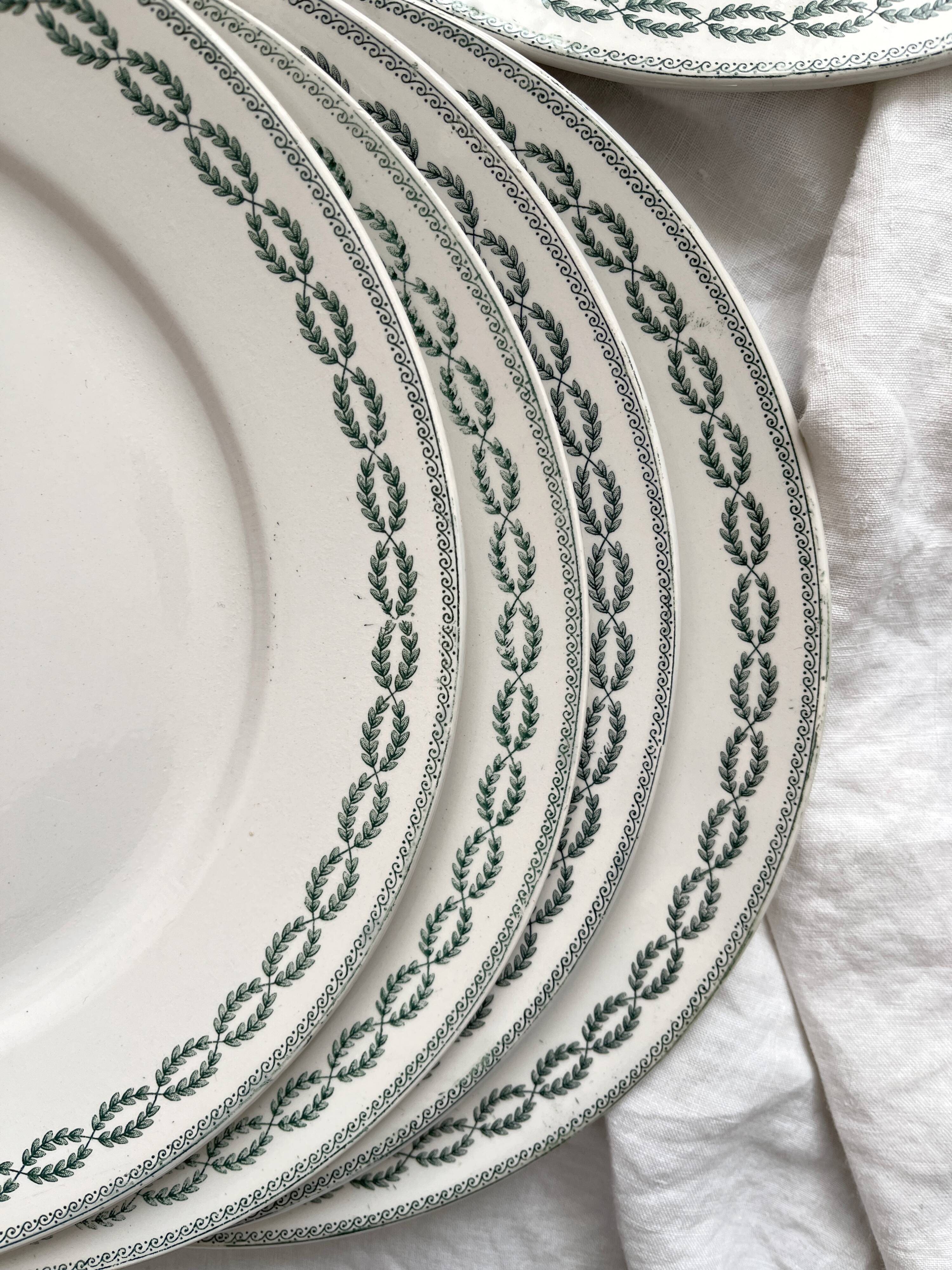 6 flat plates in iron earth "Nobilis" U&C Sarreguemines
