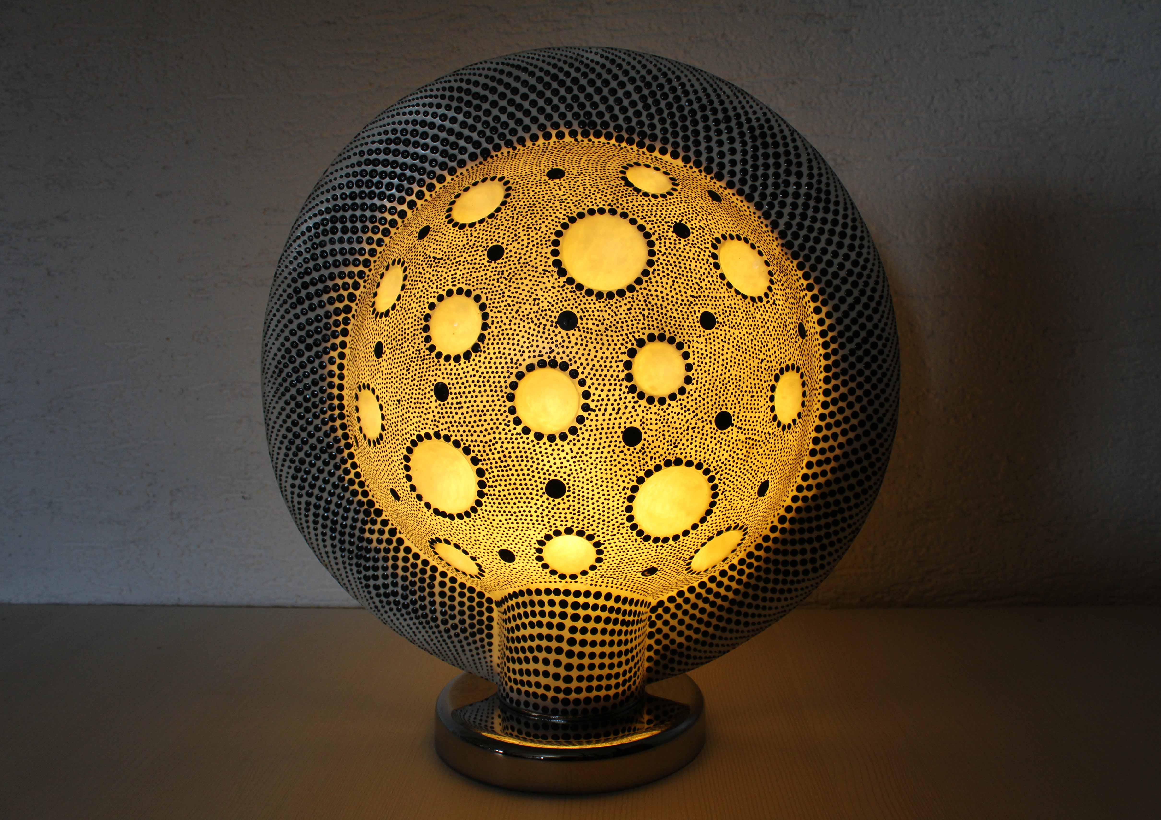 Table lamp space age