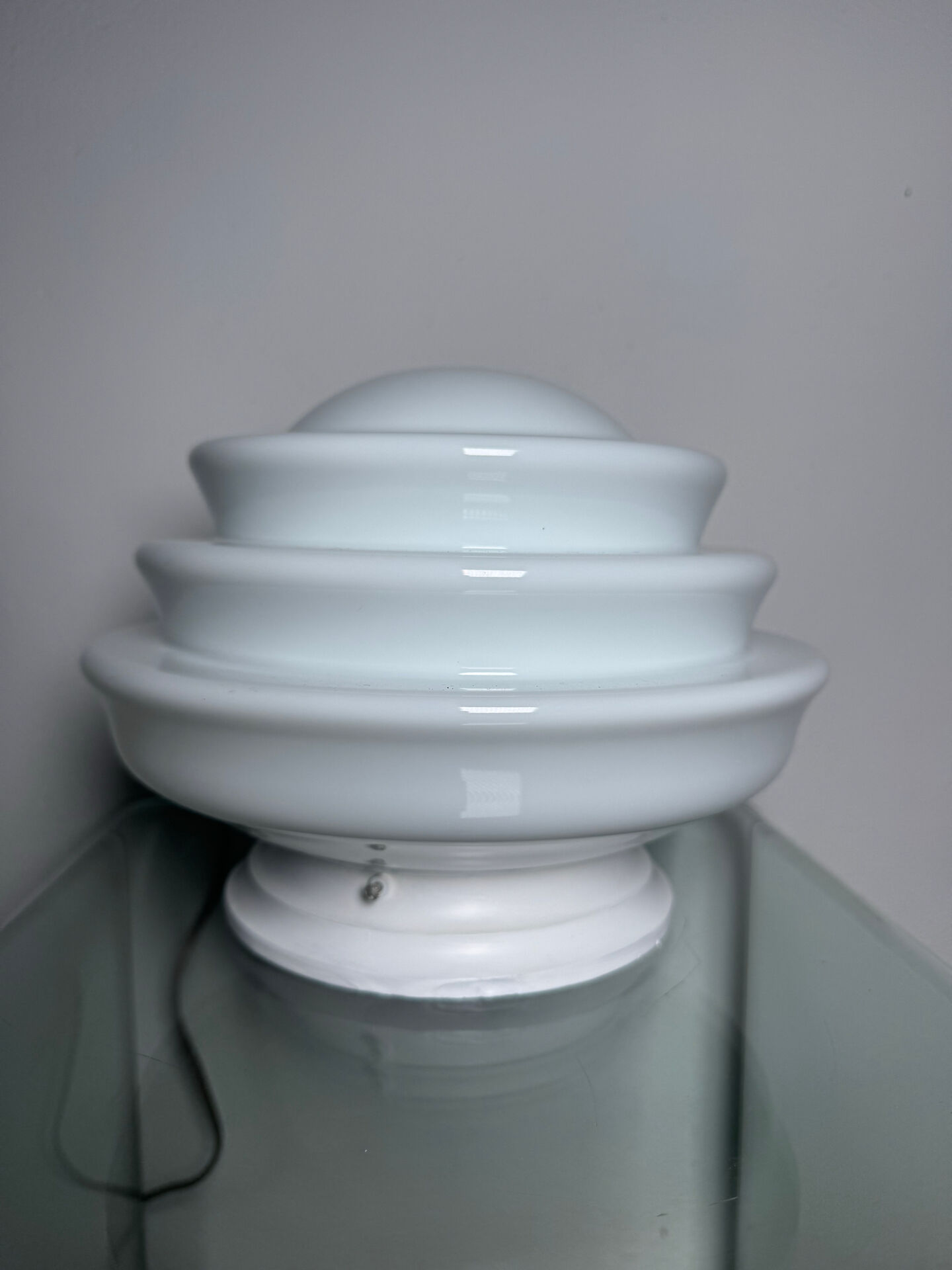 Lampe opaline skyscraper Art Déco