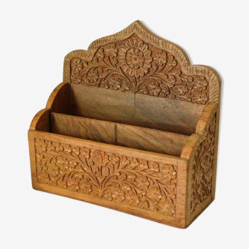 Porte courrier en bois sculpté orientaliste vintage