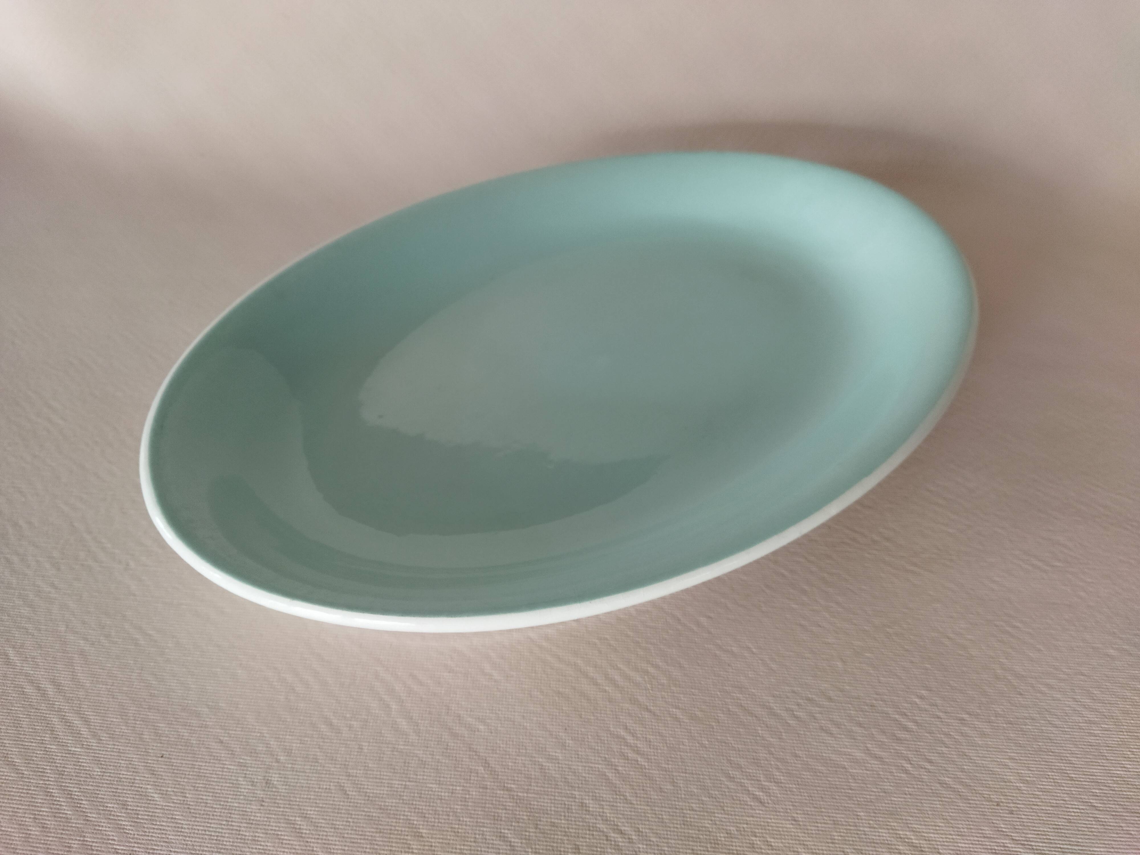 Semi-porcelain dish Céranord celadon green