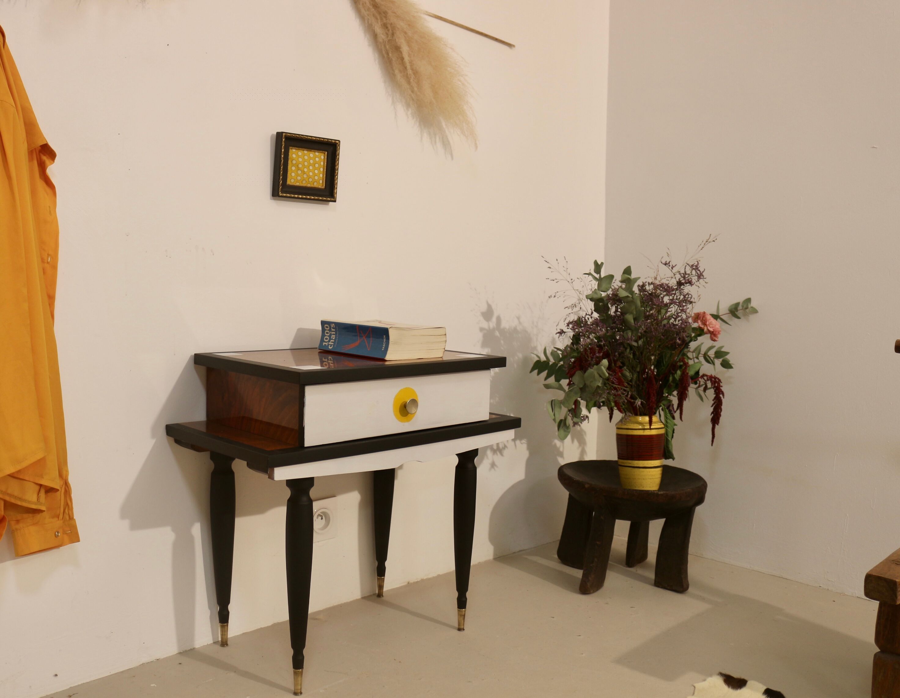 Side table vintage foot compass bis color