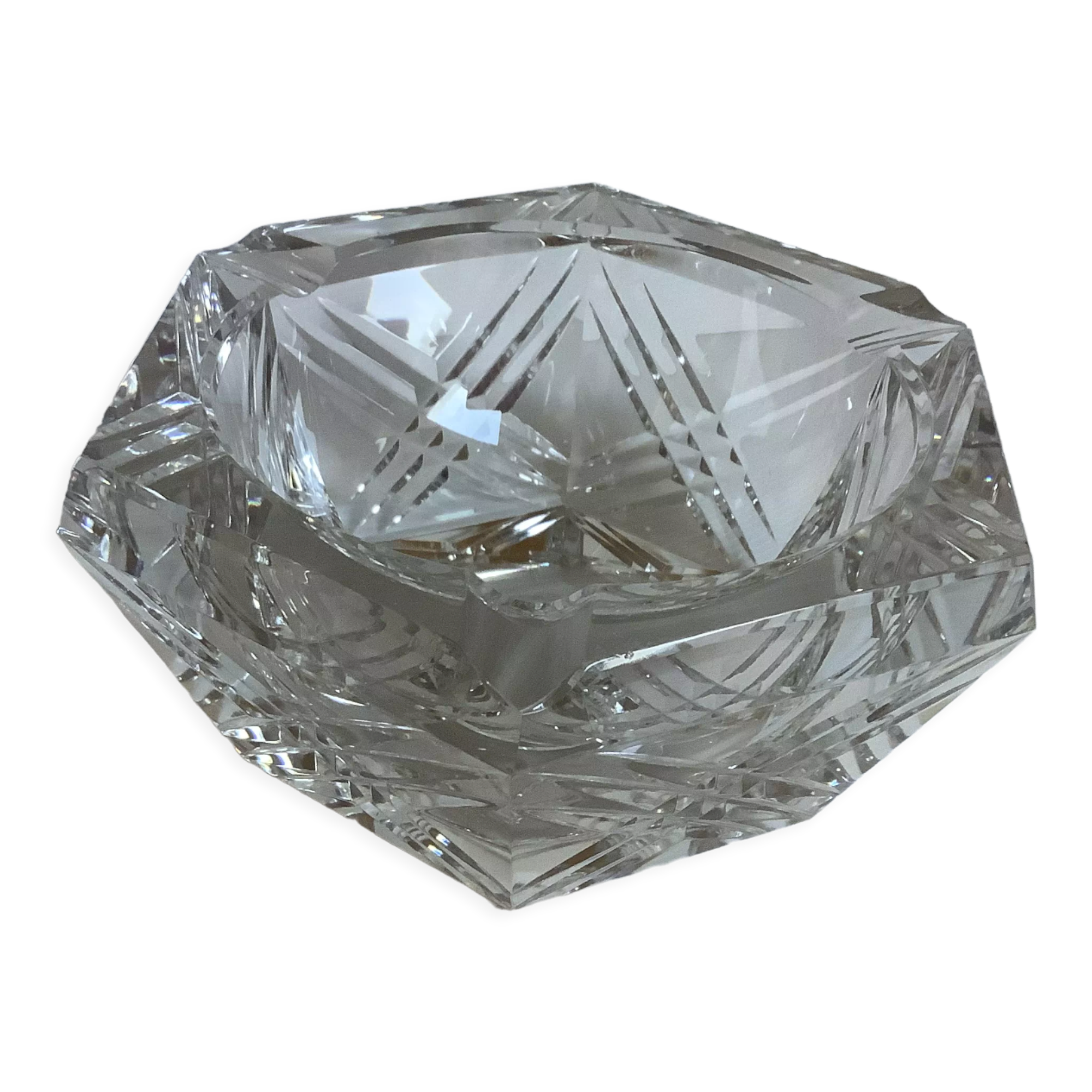 Octagonal crystal ashtray cut