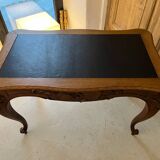 Writing table
