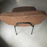 5 Pierre Paulin chairs