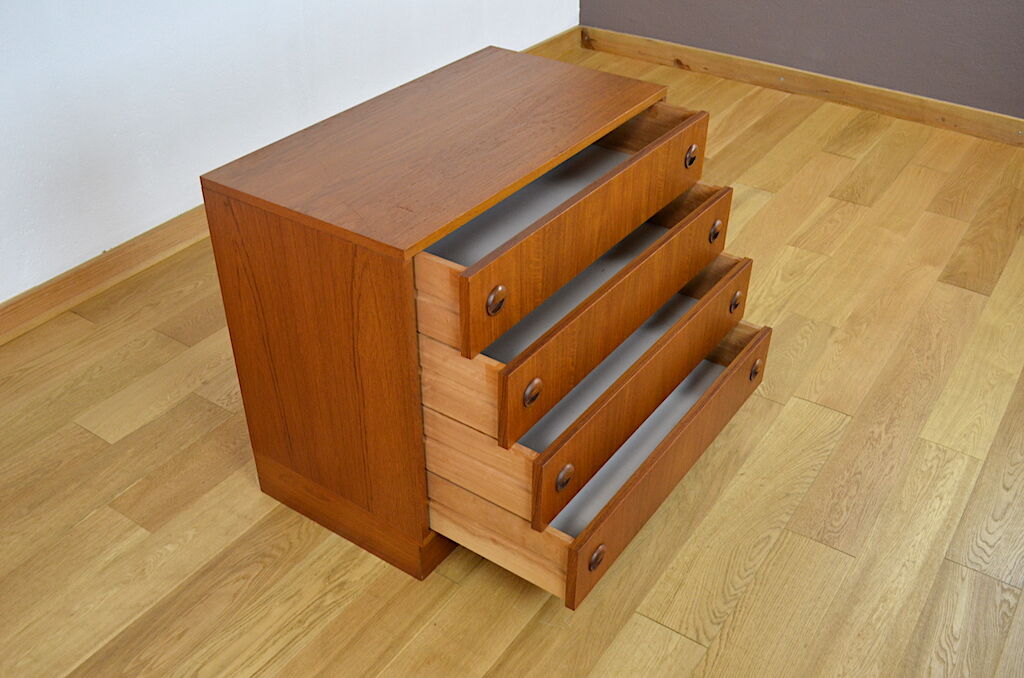 Scandinavian dresser in teck 1960