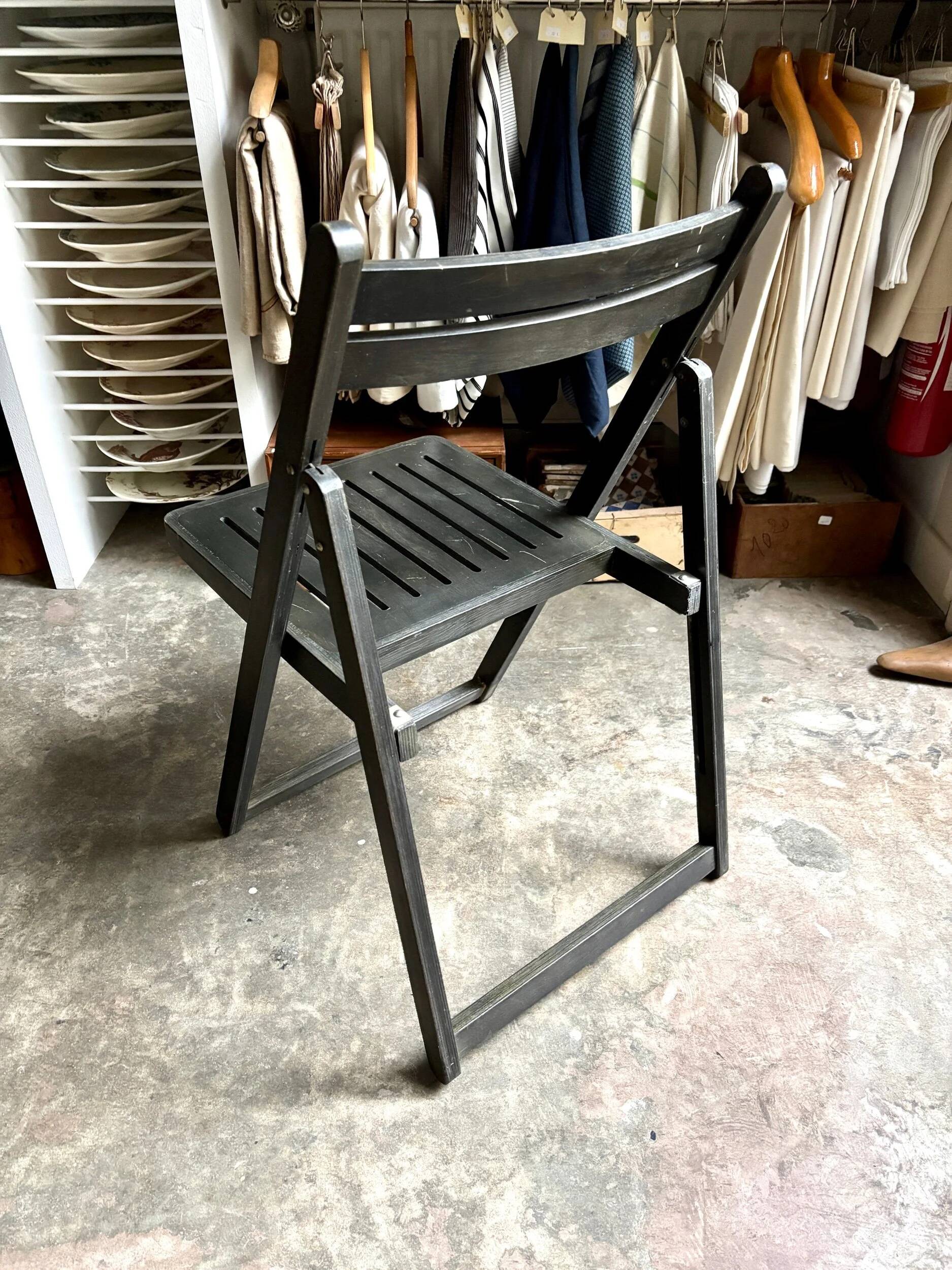Black wooden folding chair