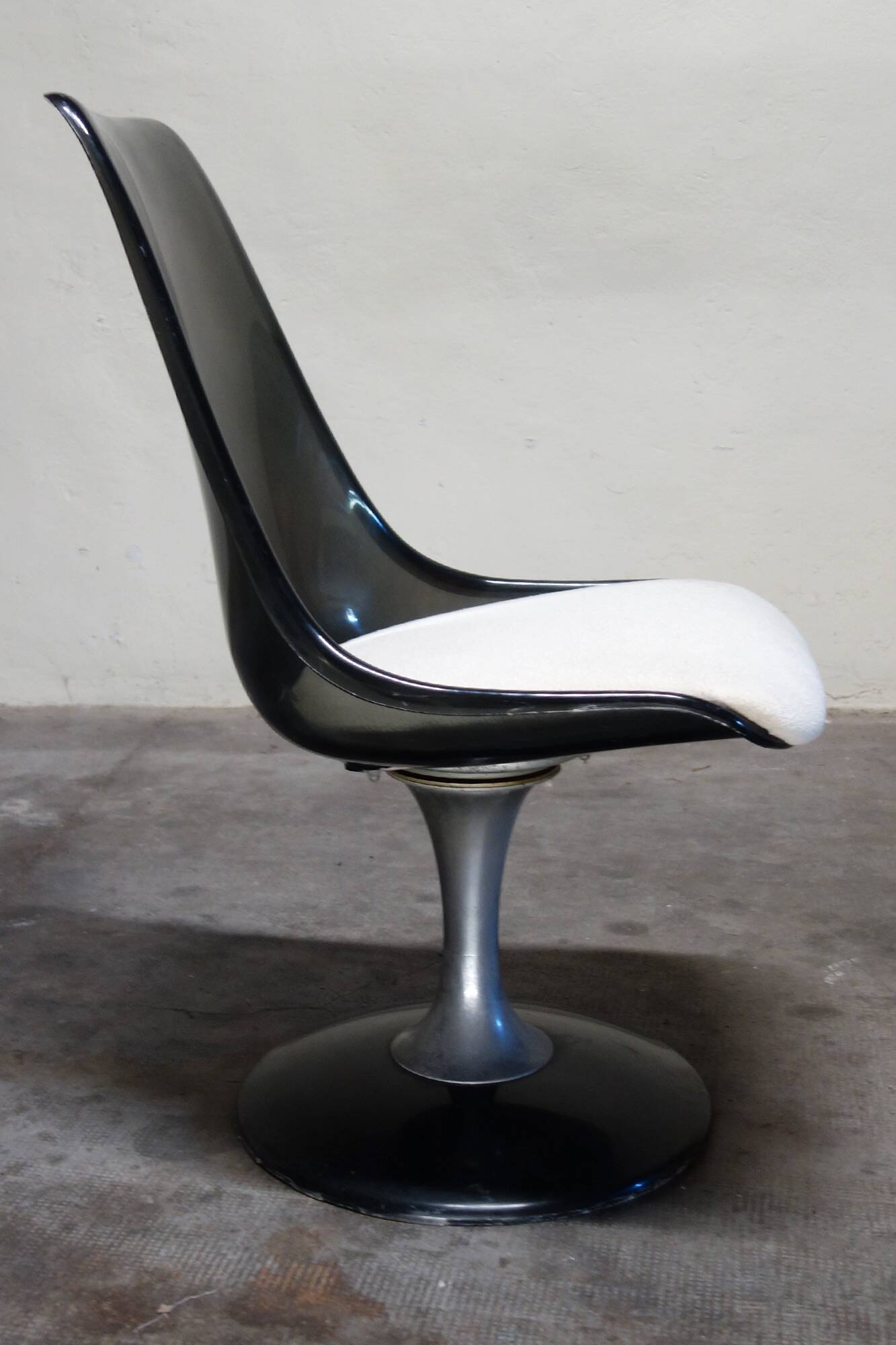 Ensemble table et 6 chaises Chromcraft space age années 70