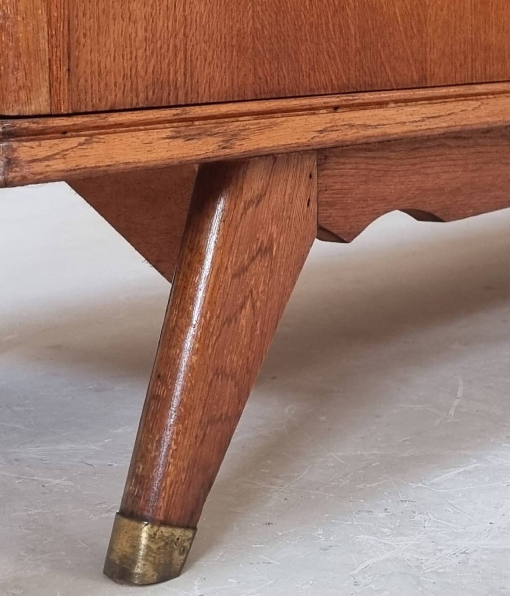 Mid-century lowboard