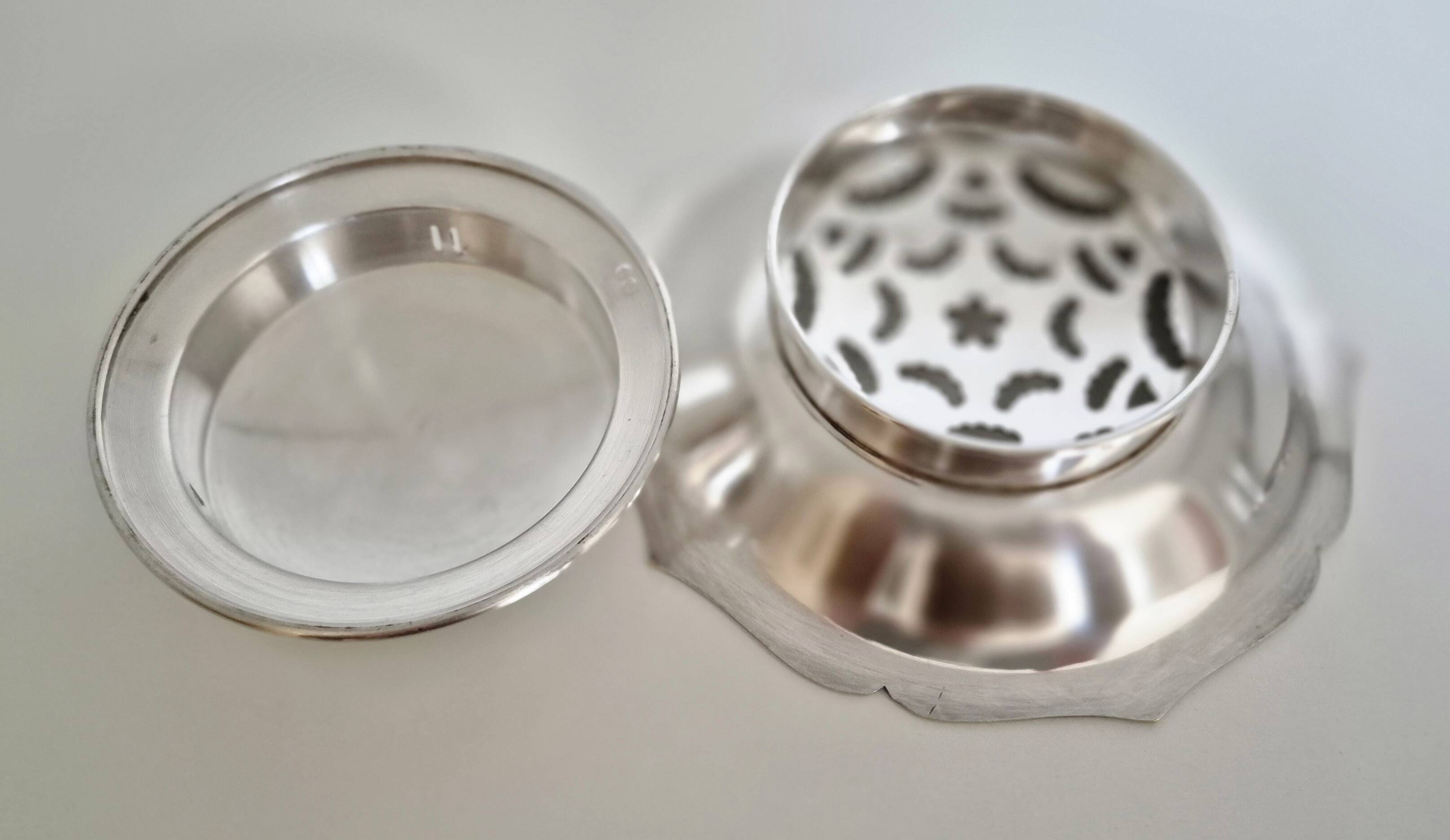 Antique Coquillor butter dish in silver-plated metal