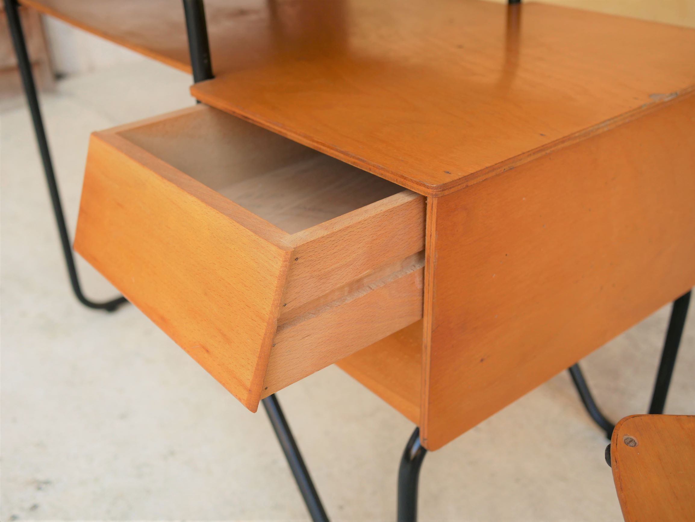 Bureau et chaise enfant vintage