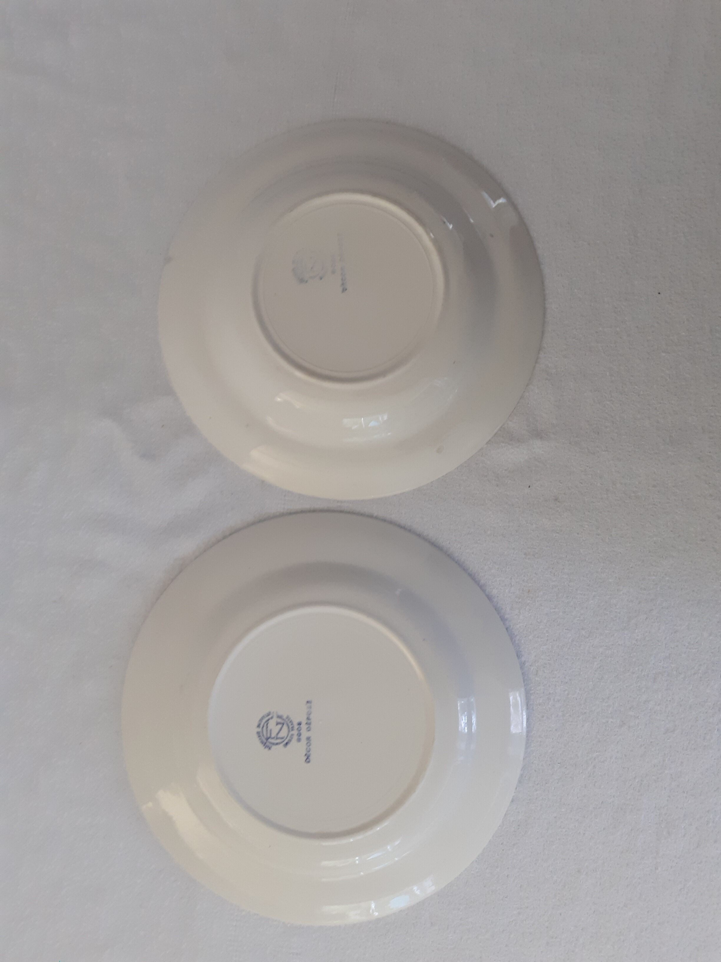 Duo of Plates faience old checkerboard decoration GREEN STYLE Digoin Moulin des loups FN