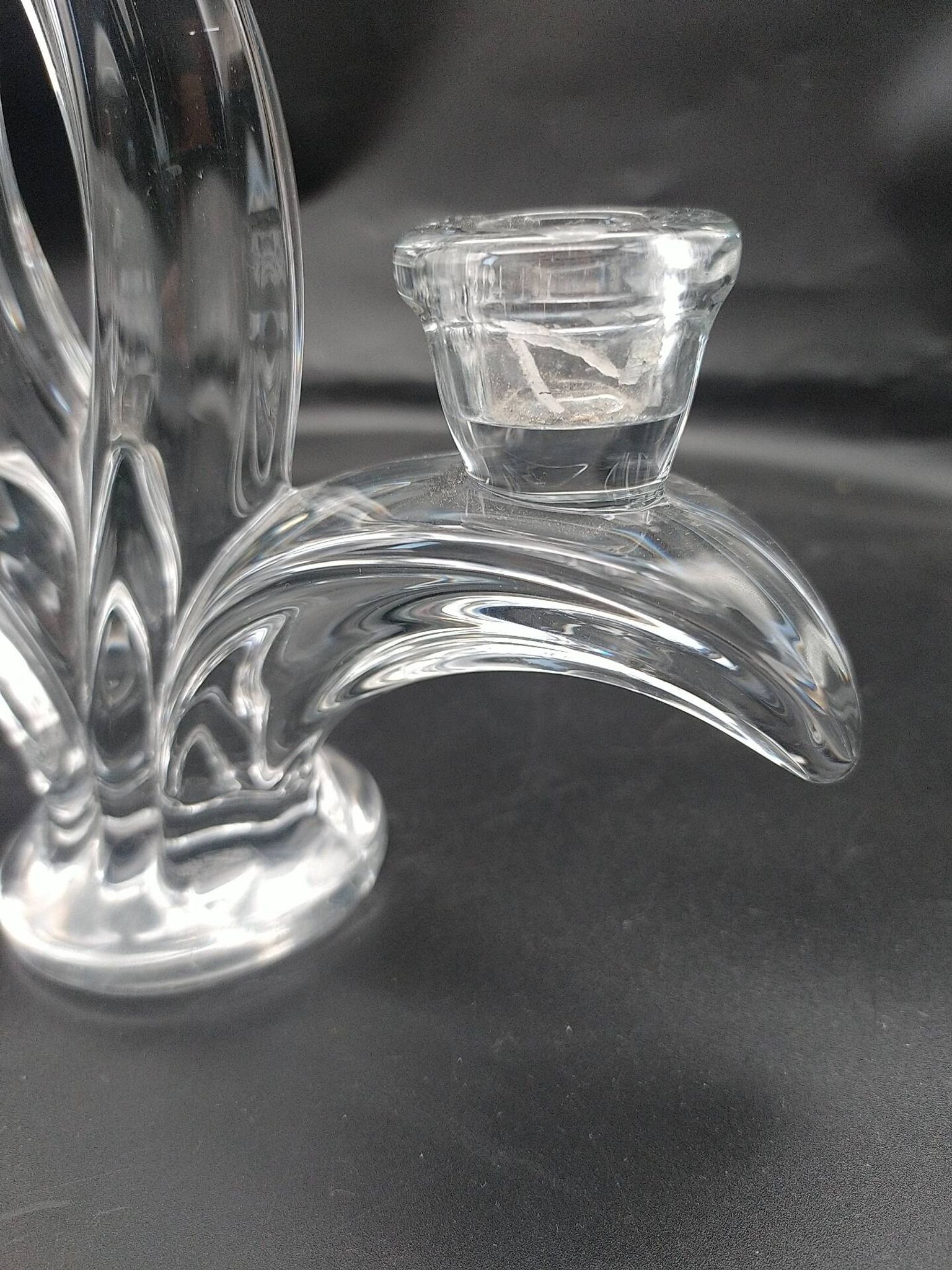4 Bougeoirs lys en cristal de Vannes le Châtel .