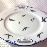 Cake plate decorated blue swallows