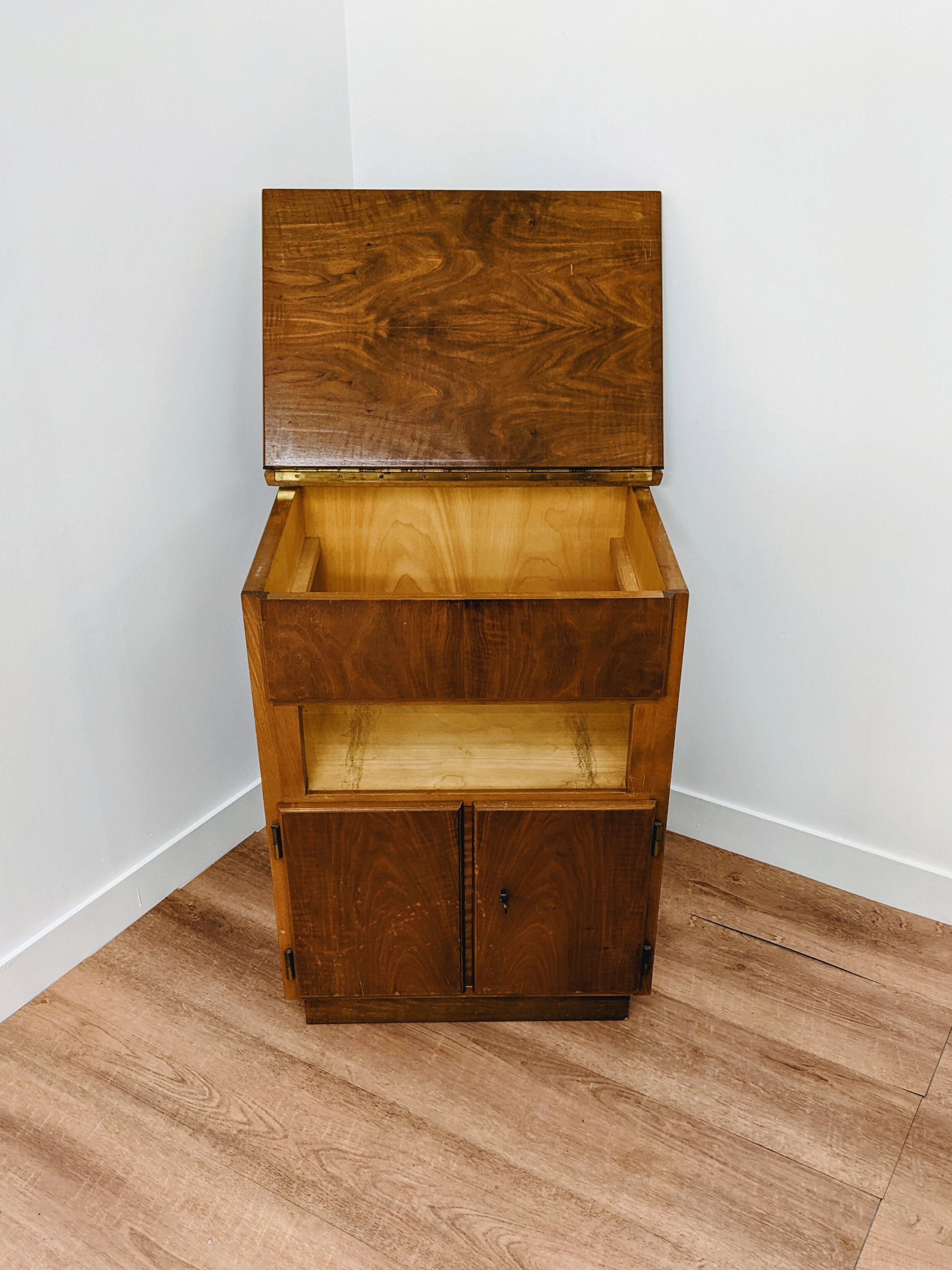 Hifi turntable furniture