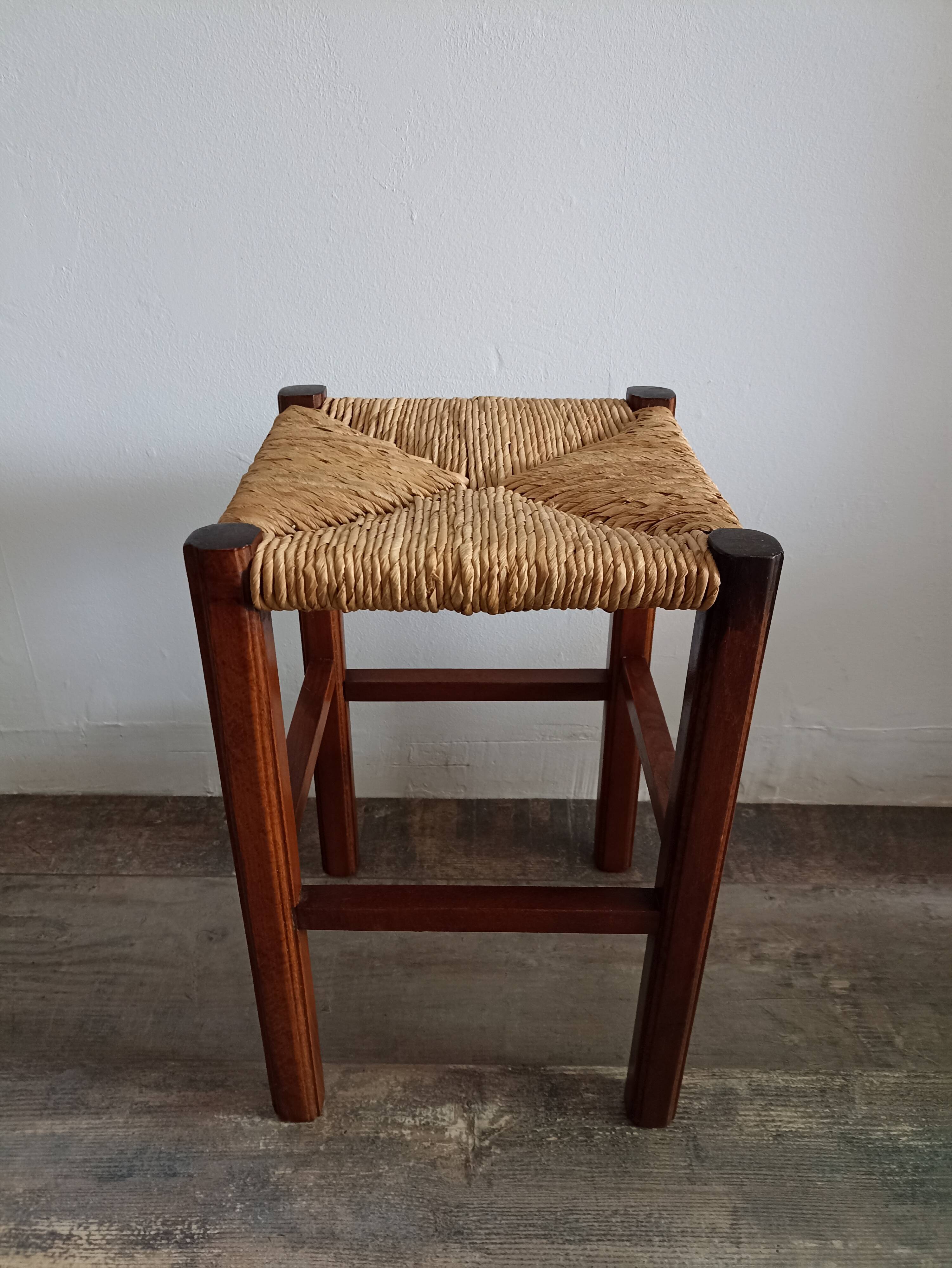 Straw stool