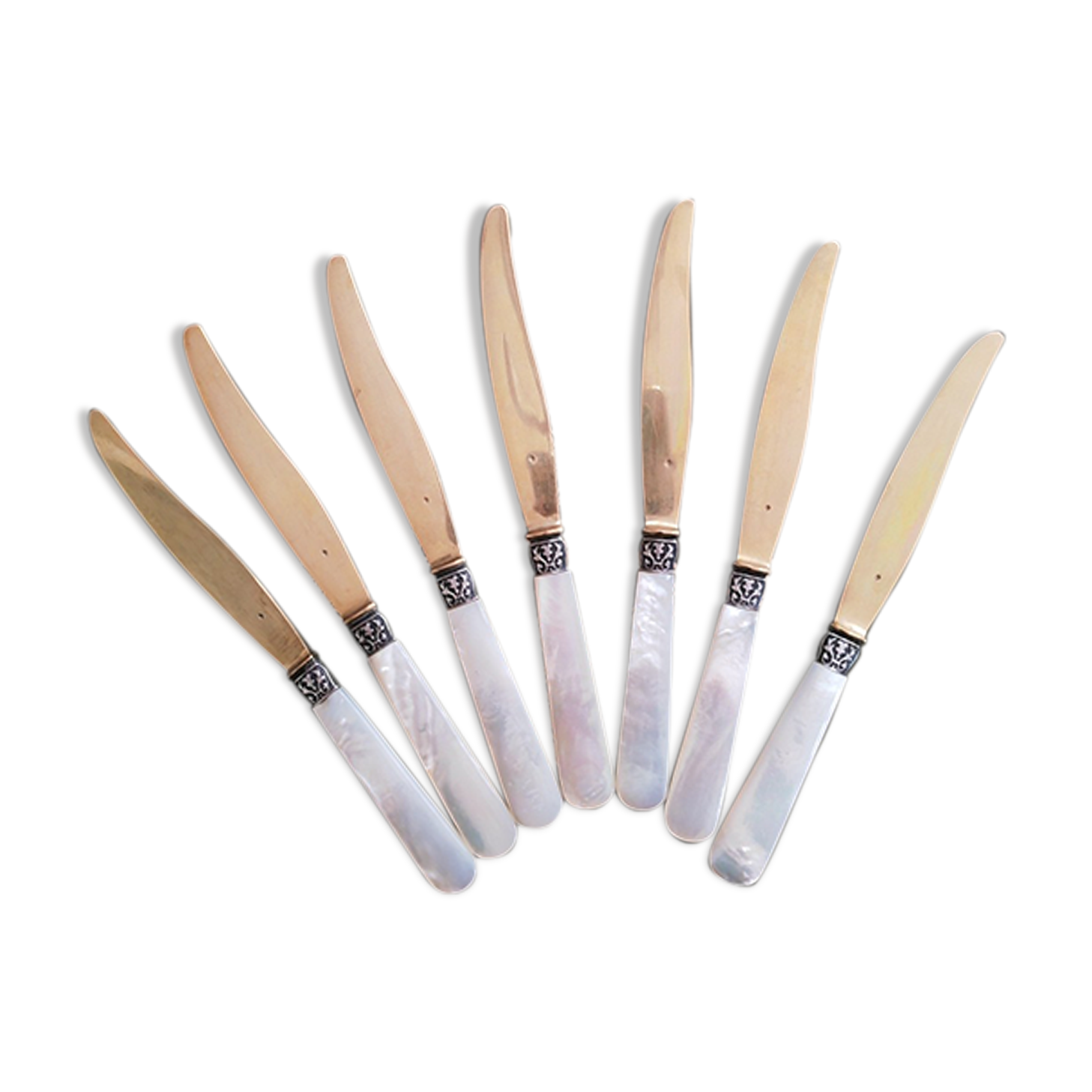 7 old mother-of-pearl knives