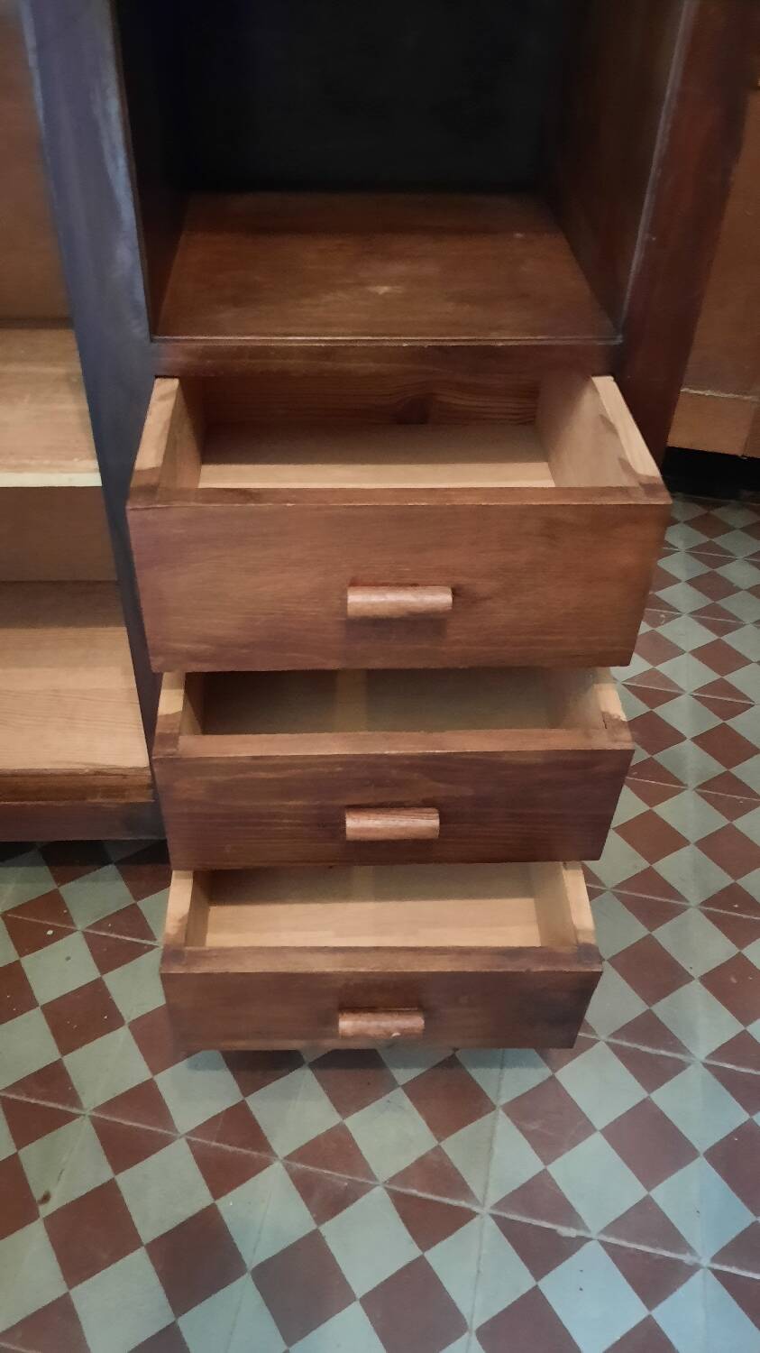 Asymmetrical Parisian wardrobe