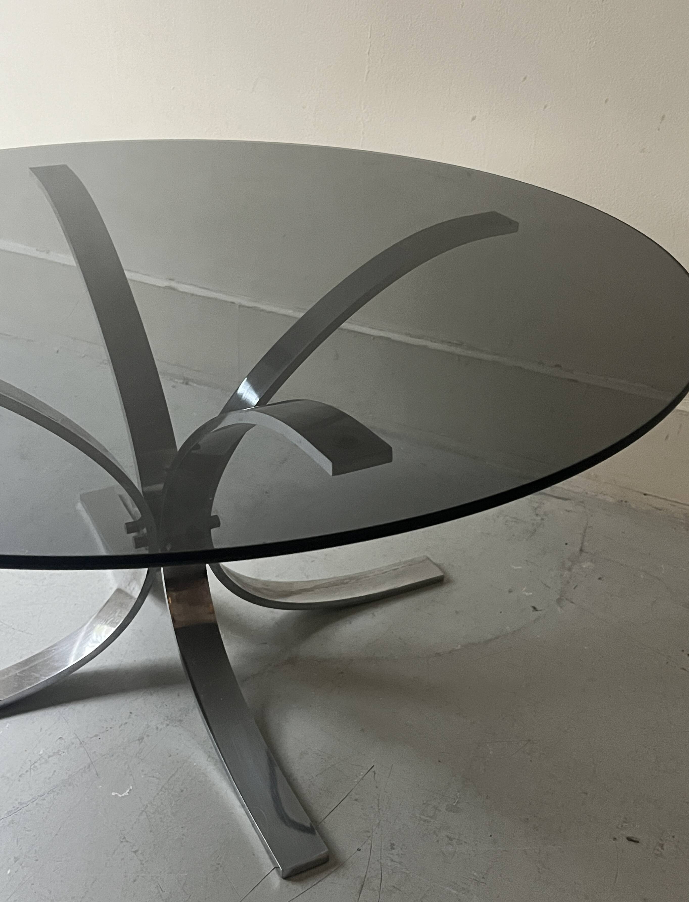 Tulip coffee table in chromed metal and smoked glass, 1970s design