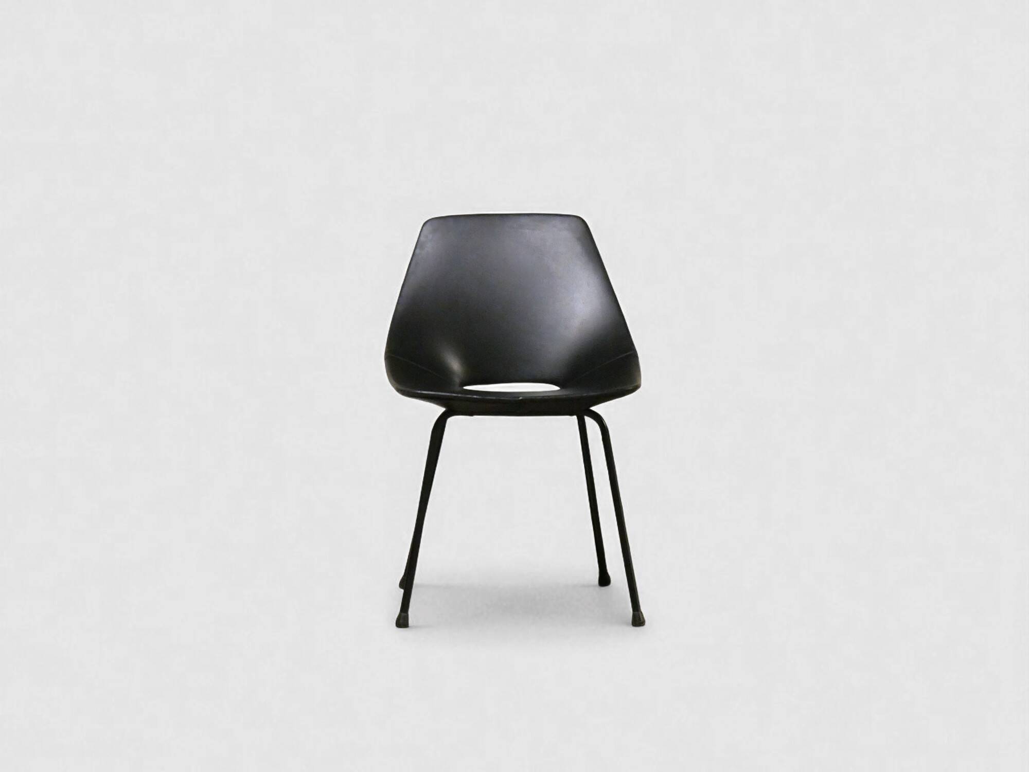 Chaise Tonneau P. Guariche par Steiner - Vintage Circa 1950