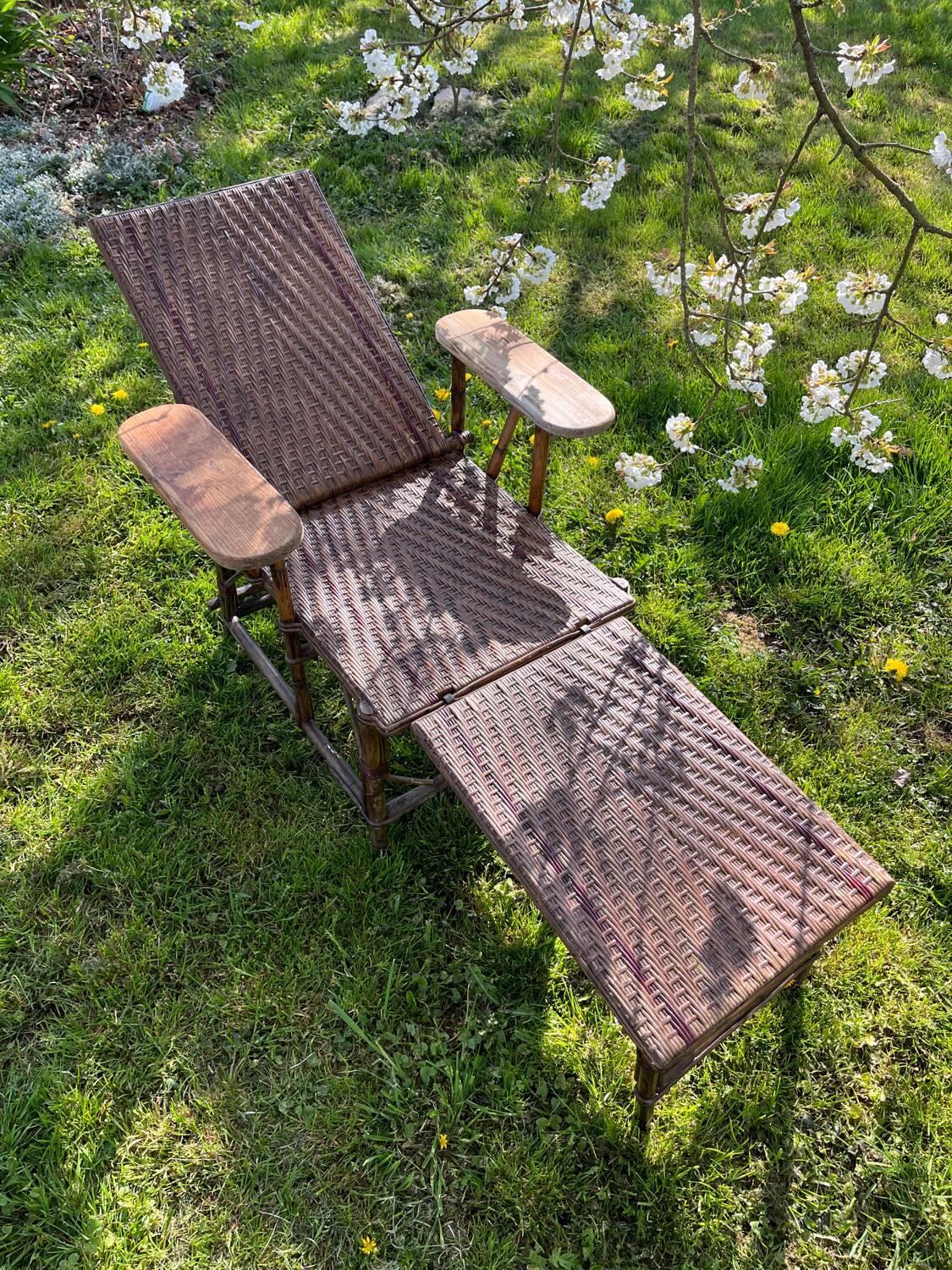 Rattan deck chair