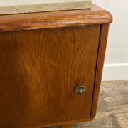 Petit meuble en bois à dessus de marbre, années 1950