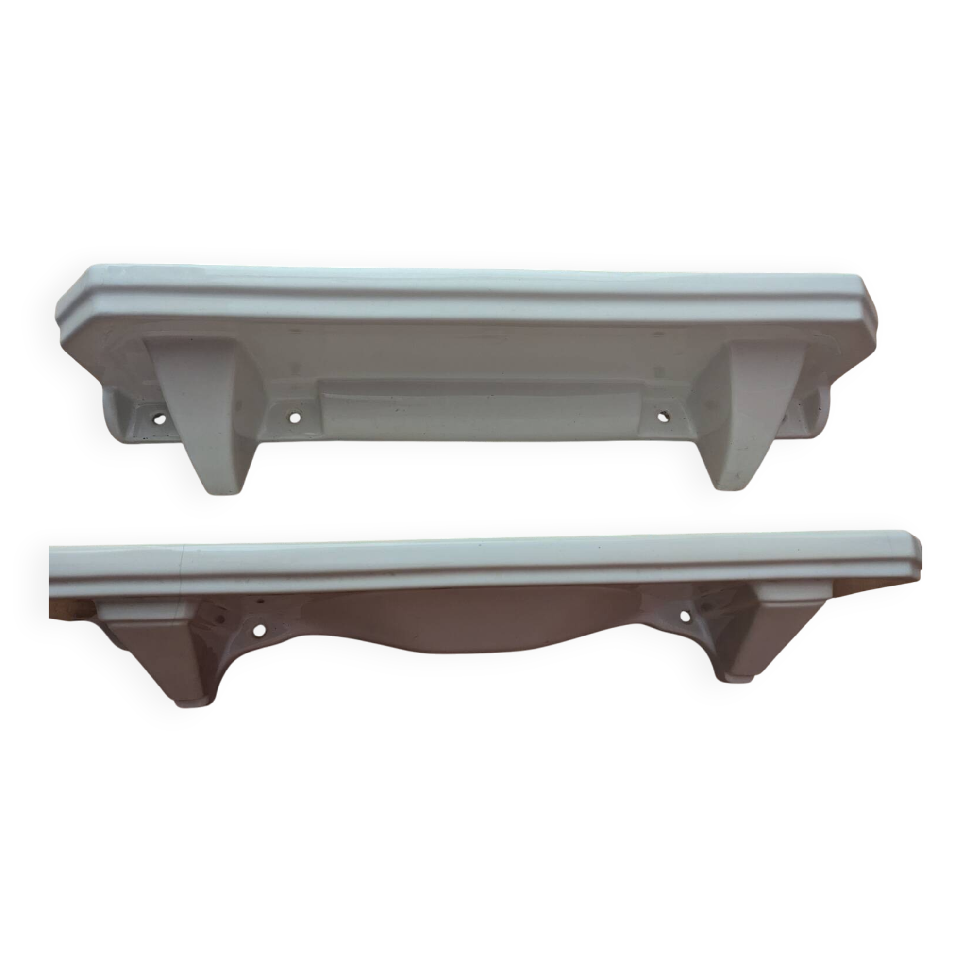 Wall shelf