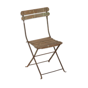 Ancienne chaise de jardin