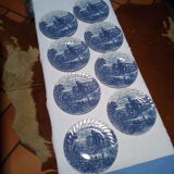 8 blue English dessert plates