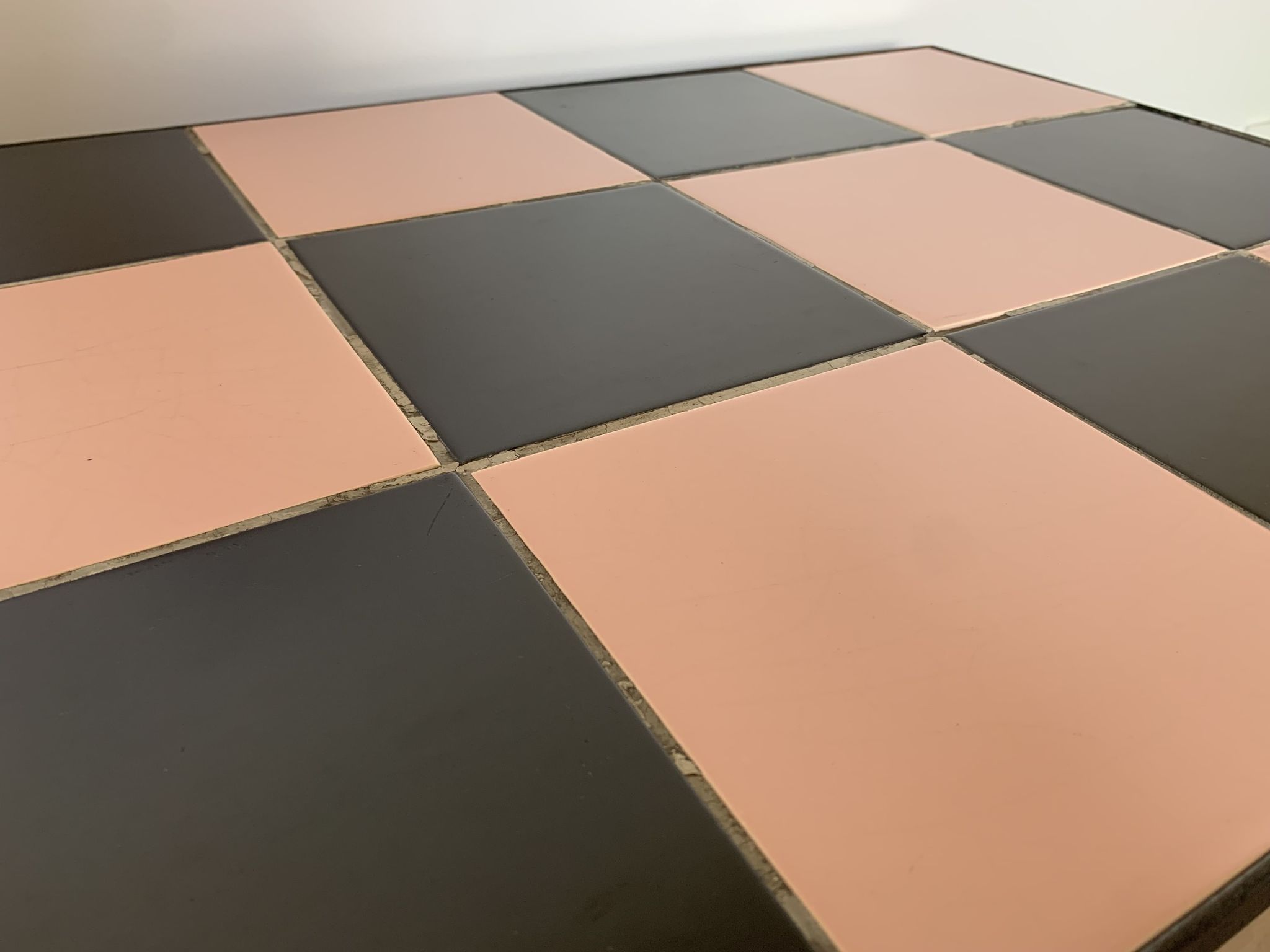 Table basse damier
